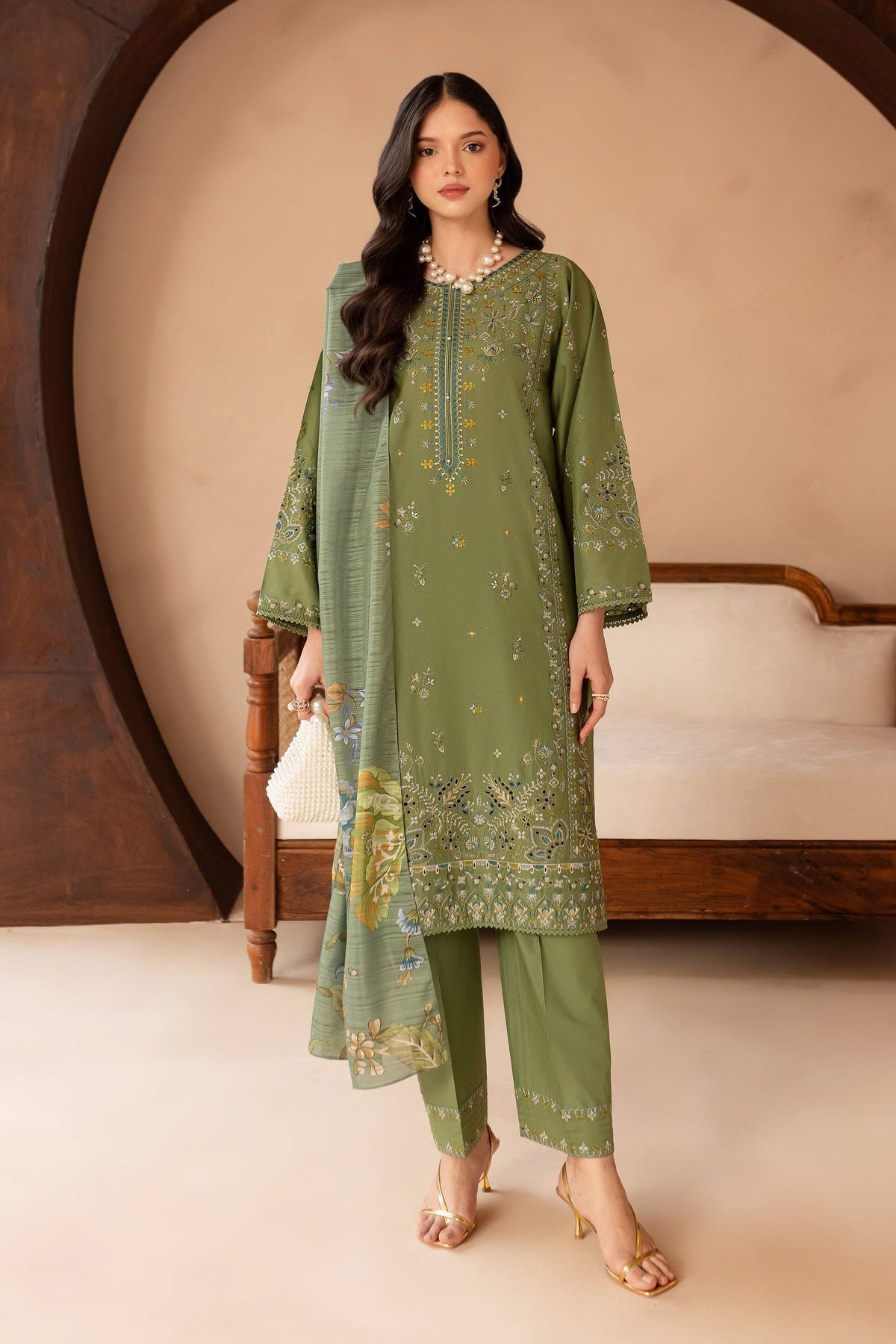 Batik | Kai Formals | Ireland by Maria Faisal - Registered Vendor of : Batik - type : Ladies Clothes - 100% original wedding dresses