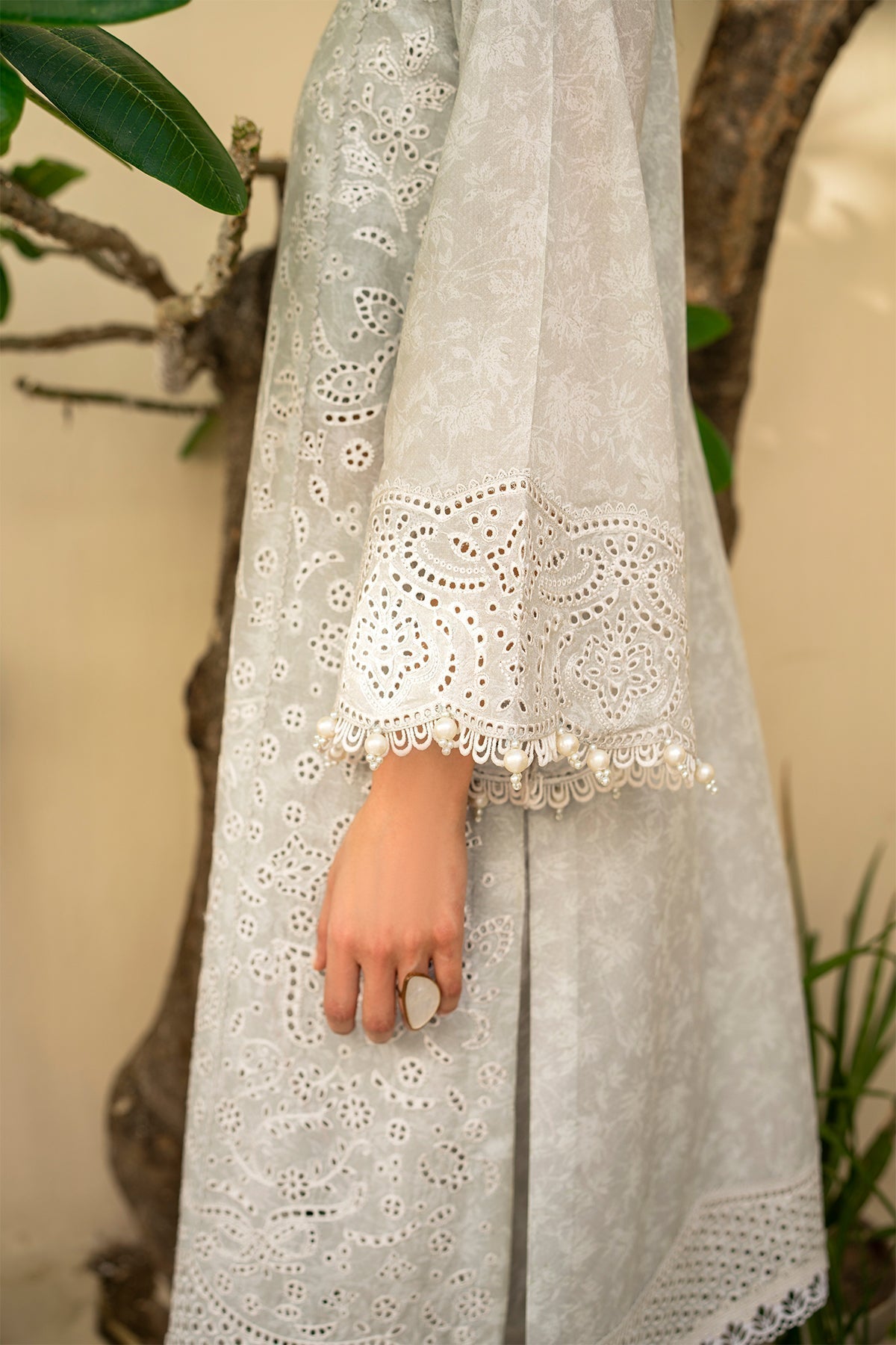 Jazmin | Irish Lawn SS 24 | D2 - Maria Faisal. 