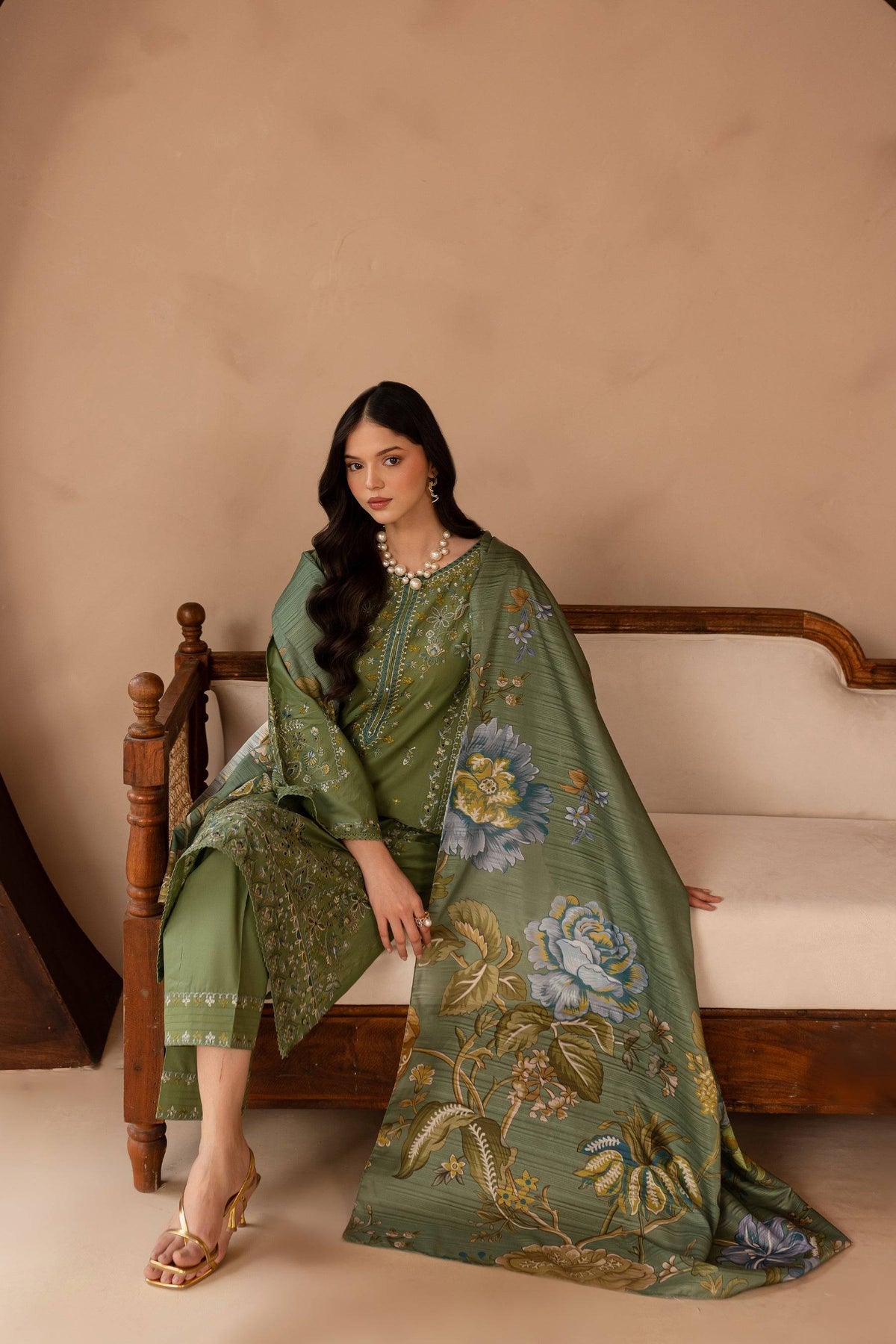 Batik | Kai Formals | Ireland by Maria Faisal - Registered Vendor of : Batik - type : Ladies Clothes - 100% original wedding dresses