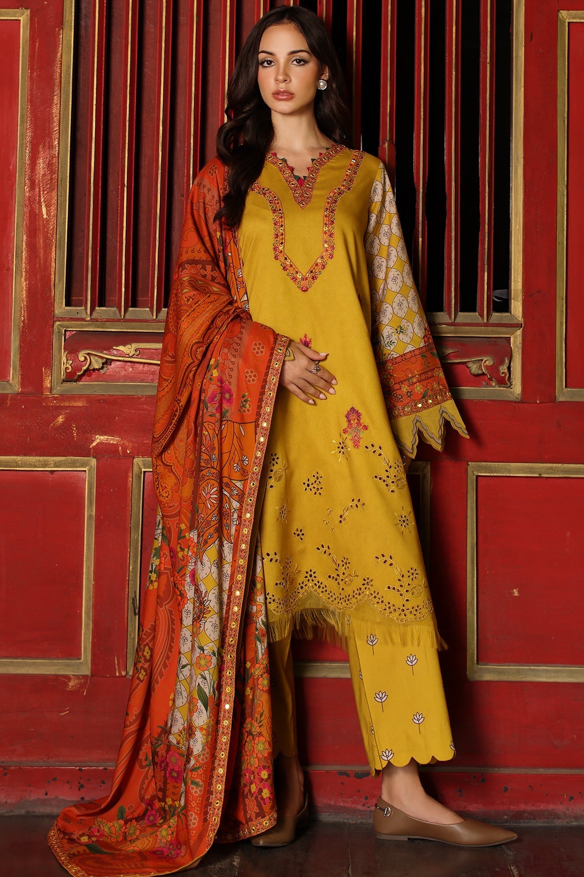 Charizma | Combination Linen 26 | CCW7-03 - Luxury Dress - available at Maria Faisal in UK and USA.