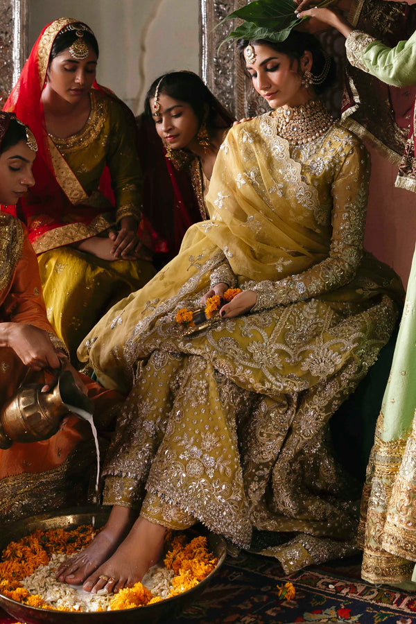 Akbar Aslam | Sultania Luxury Formals 25 | Roshanara - Ladies Clothes - Maria Faisal