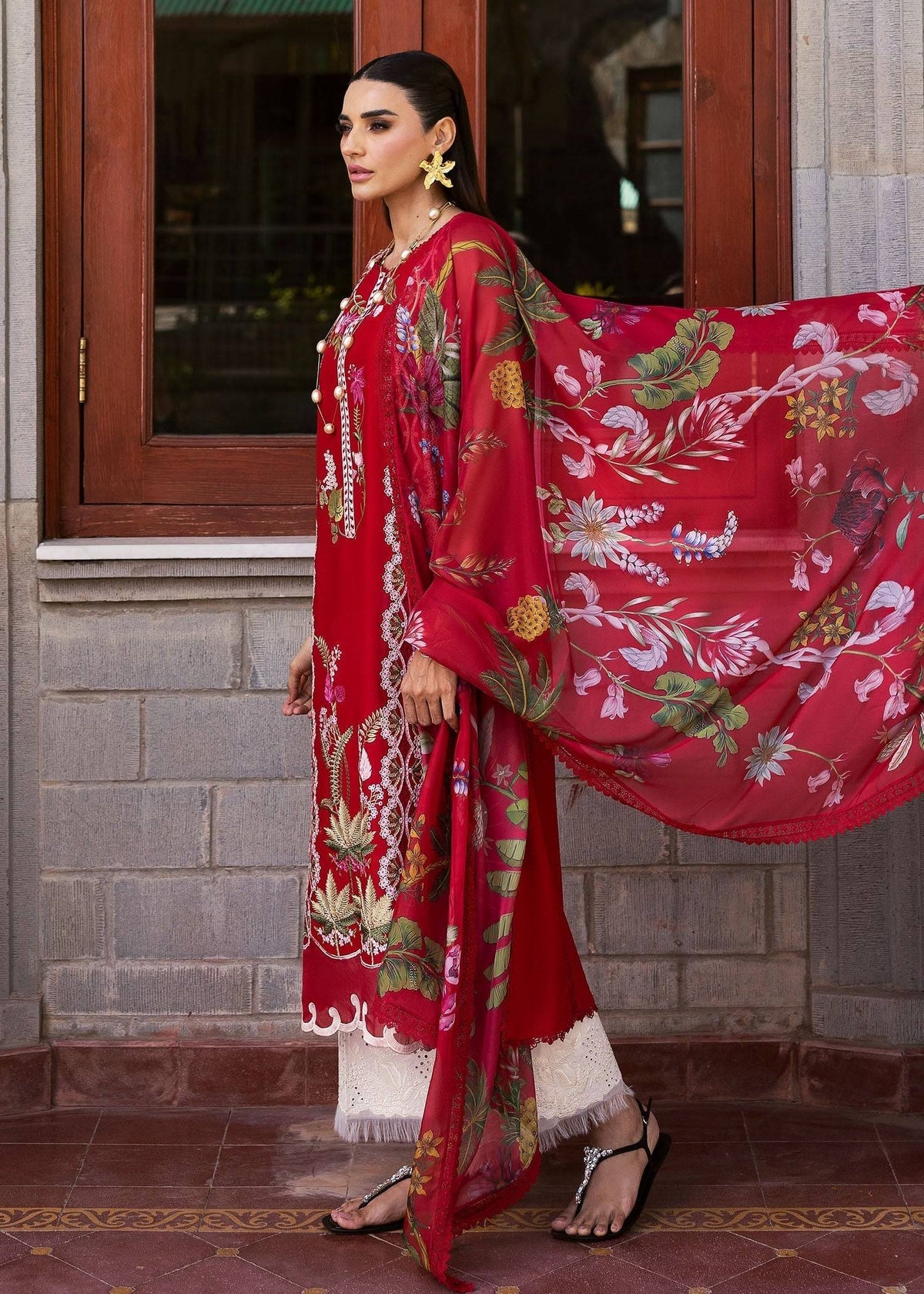 Saira Shakira | Bloom Lawn 25 | SAUVAGE 6-A by Maria Faisal - Registered Vendor of : Saira Shakira - type : Ladies Clothes - 100% original wedding dresses