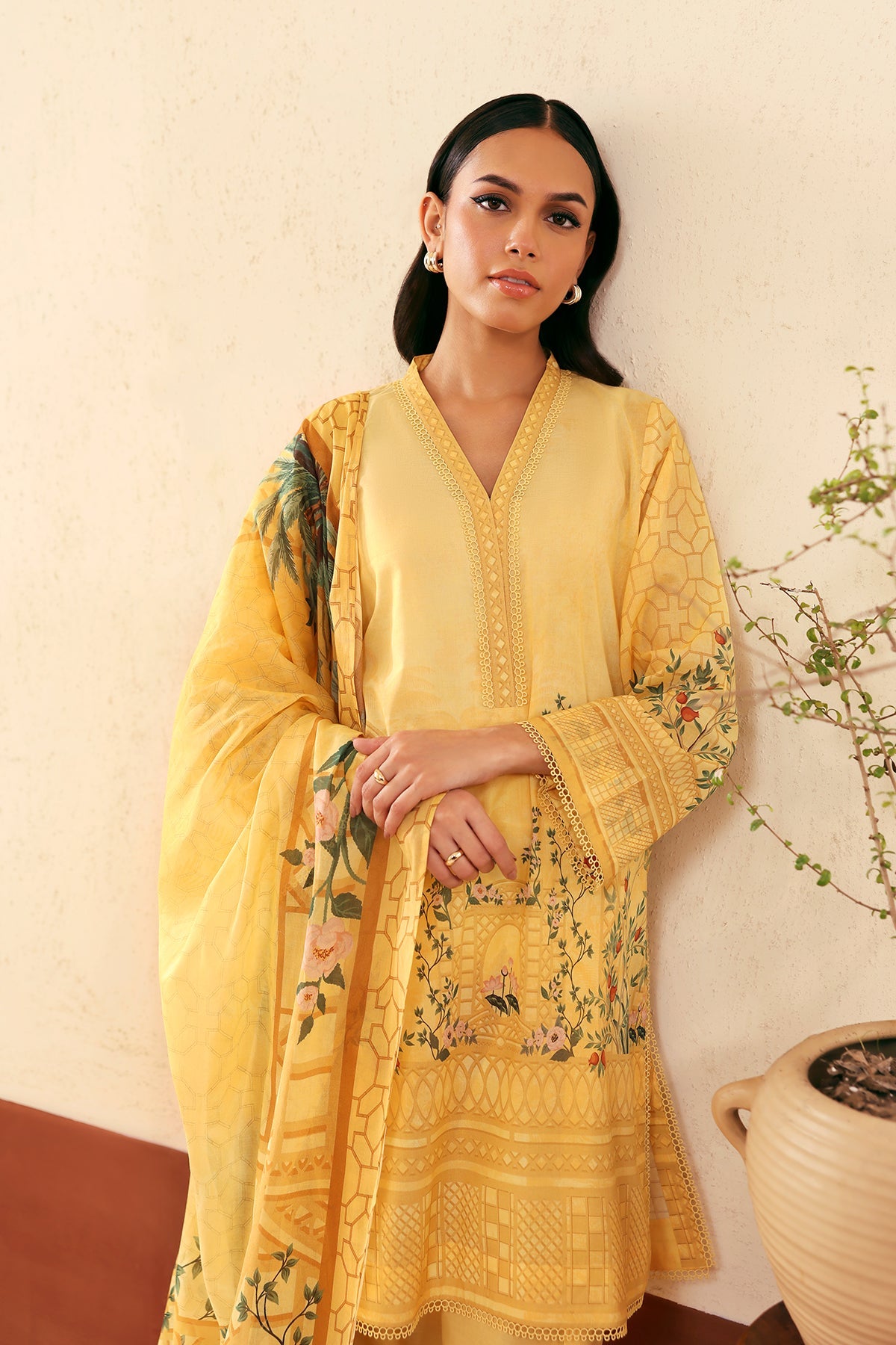 Sahar | Selene 25 | Golden Trellis by Maria Faisal - Registered Vendor of : Sahar - type : Ladies Clothes - 100% original wedding dresses
