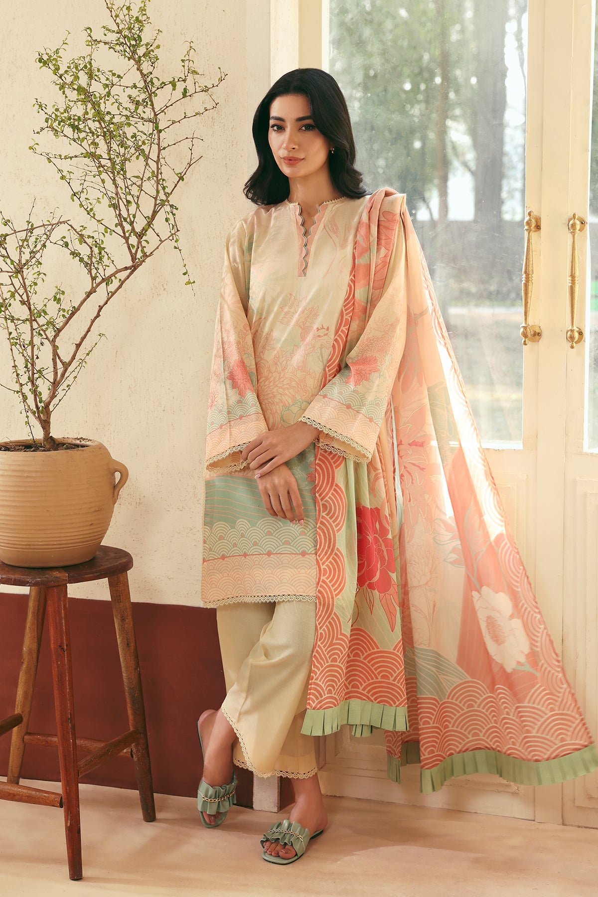 Sahar | Selene 25 | Rosette Reverie by Maria Faisal - Registered Vendor of : Sahar - type : Ladies Clothes - 100% original wedding dresses