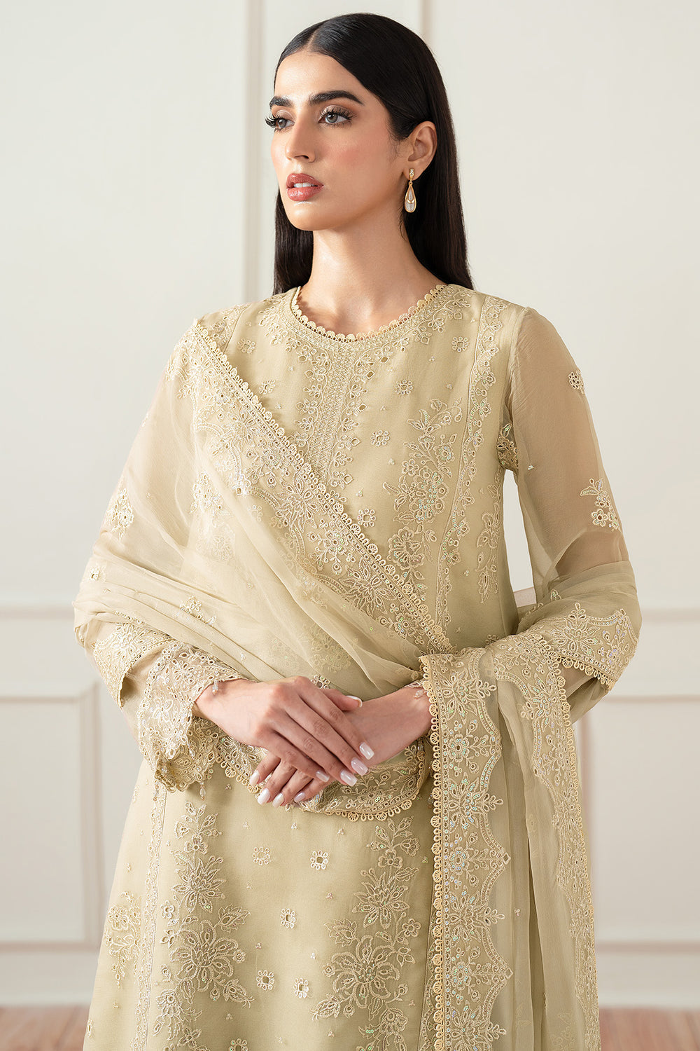 Farasha | Essence Formals 25 | Beige Dusk