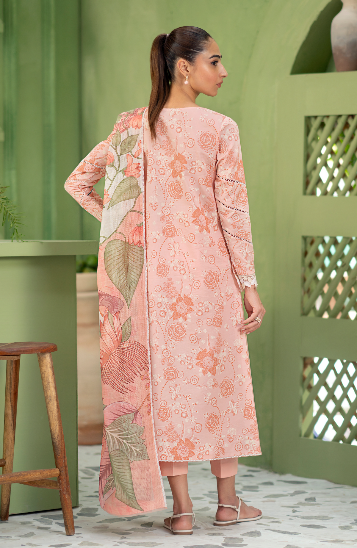 Seran | Artisan Lawn 25 | PECHE by Maria Faisal - Registered Vendor of : Seran - type : Ladies Clothes - 100% original wedding dresses