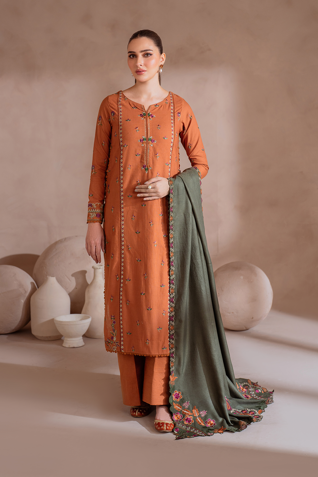 Iznik | Exclusive Winter | UE-367 - Ladies Clothes - Maria Faisal