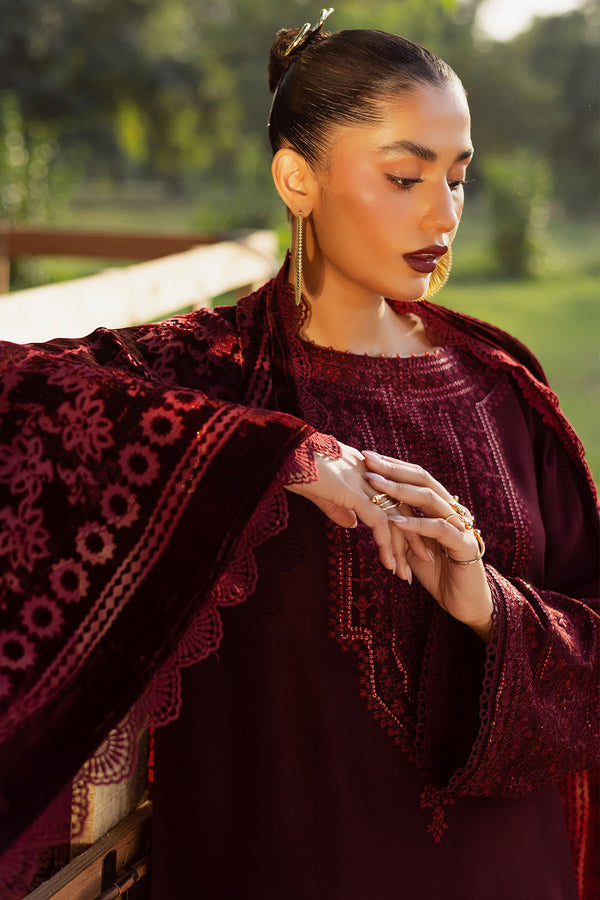 NE-189 – authentic Pakistani dress from the Exclusive Leather Peach collection for women in the UK