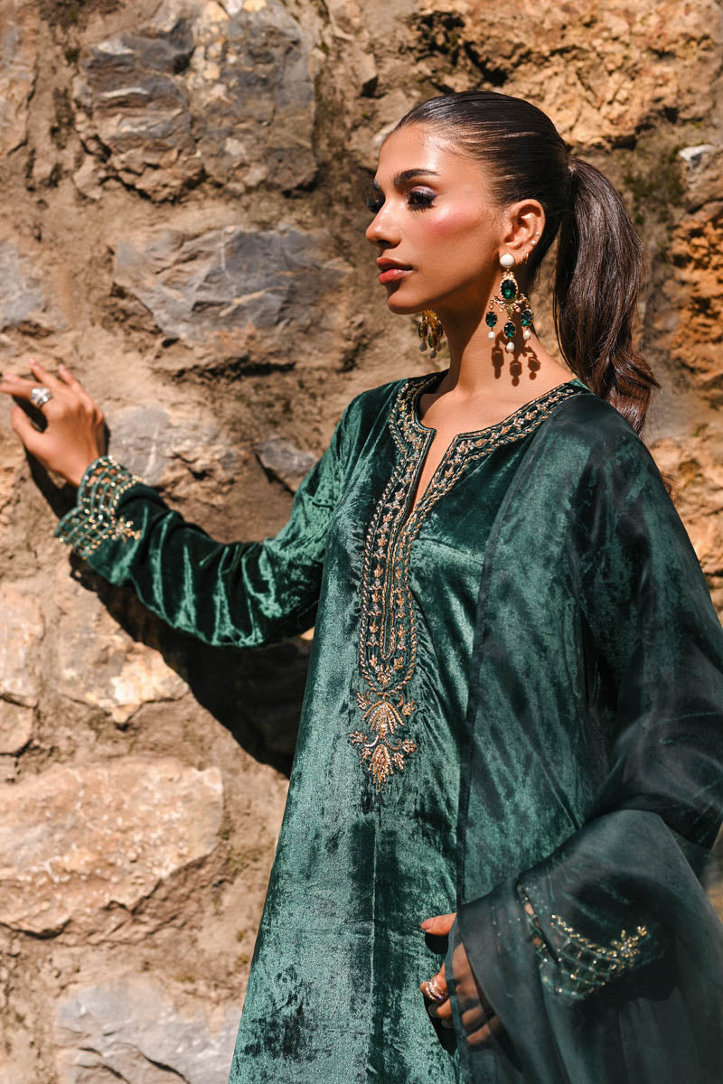 Hue Pret | Farasha Luxury Winter | Yasma - Ladies Clothes - Maria Faisal