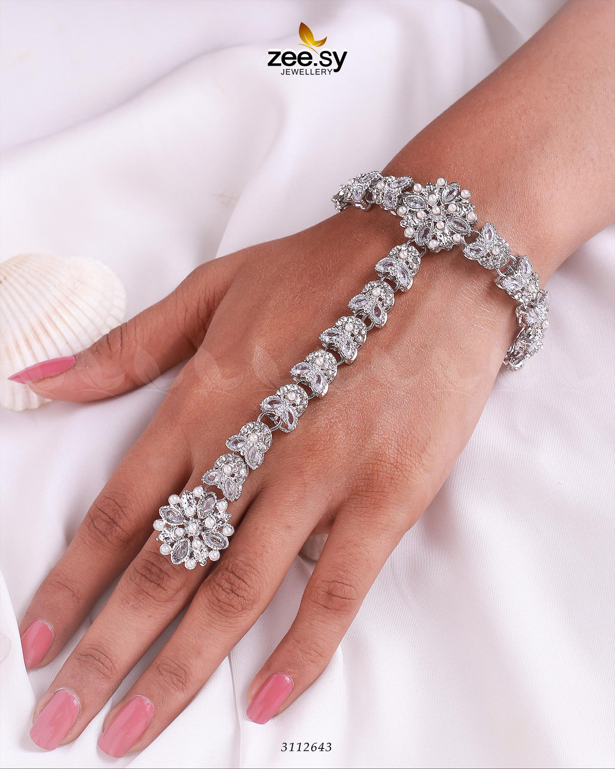 Bellflower Bracelet - Anja 