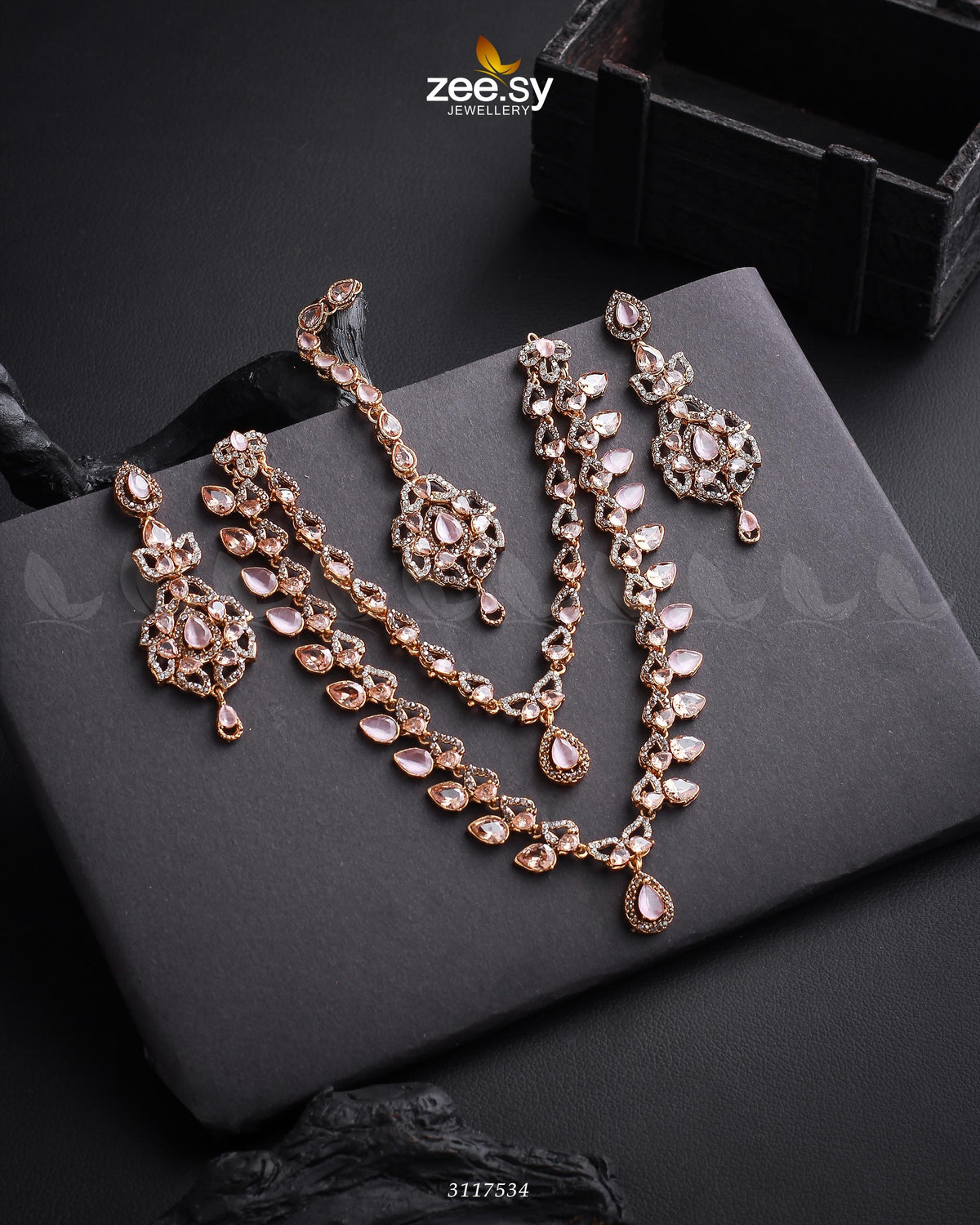 Urwa Hocane Necklace Set - Necklace Sets 