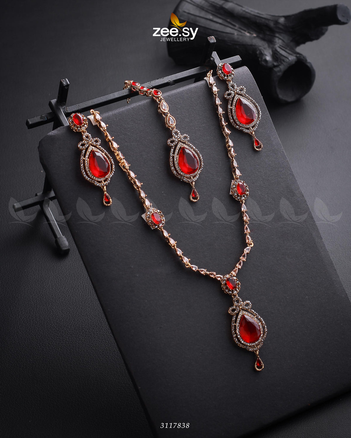Syra Yousuf Necklace Set - Necklace Sets 