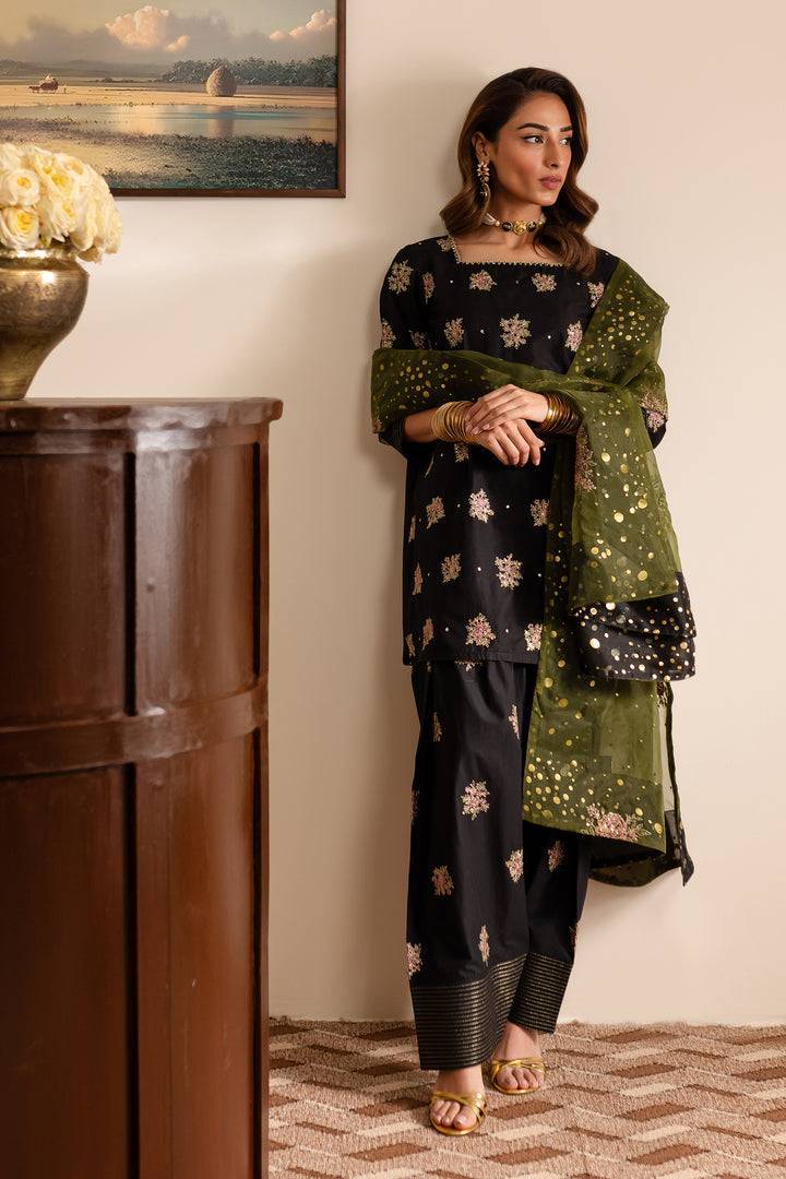 Batik | Reception Luxe Edit | Yildiz by Maria Faisal - Registered Vendor of : Batik - type : Ladies Clothes - 100% original wedding dresses