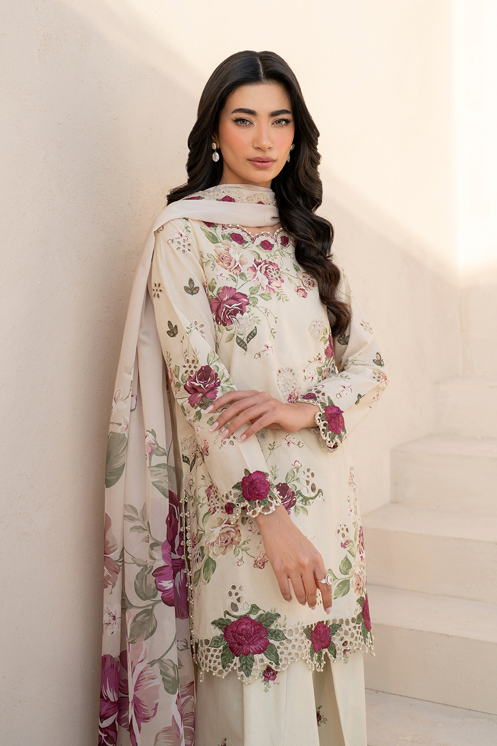 Iznik | Festive Lawn 25 | EFL-05 by Maria Faisal - Registered Vendor of : Iznik - type : Ladies Clothes - 100% original wedding dresses