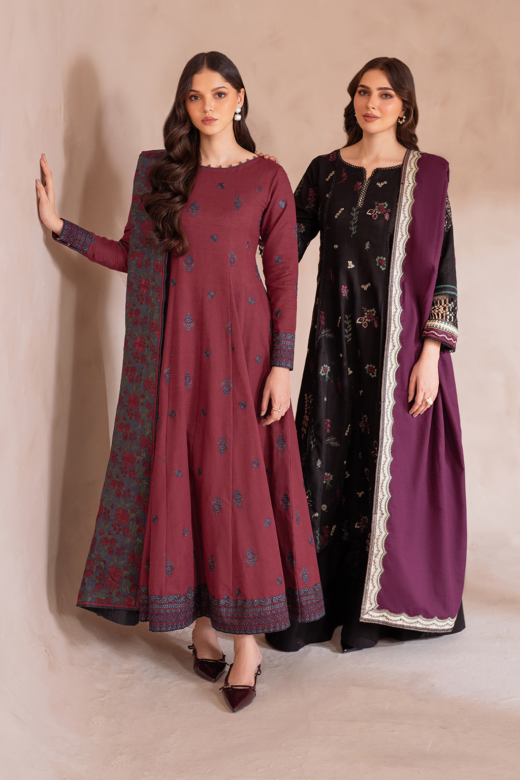 Iznik | Exclusive Winter | UE-372 - Ladies Clothes - Maria Faisal