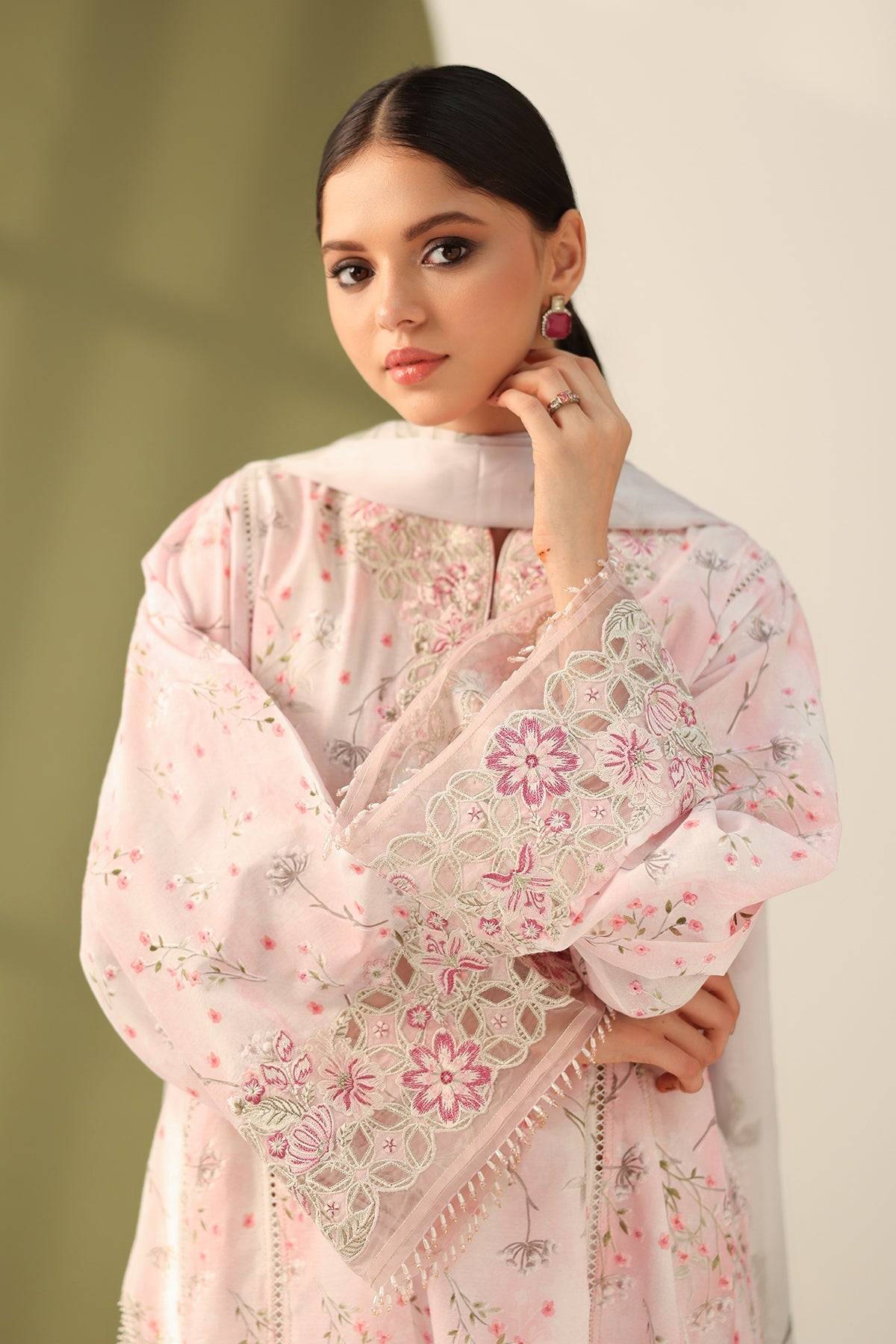 Baroque | Eid Printique | EMBROIDERED PRINTED LAWN UF-4180 by Maria Faisal - Registered Vendor of : Baroque - type : Ladies Clothes - 100% original wedding dresses