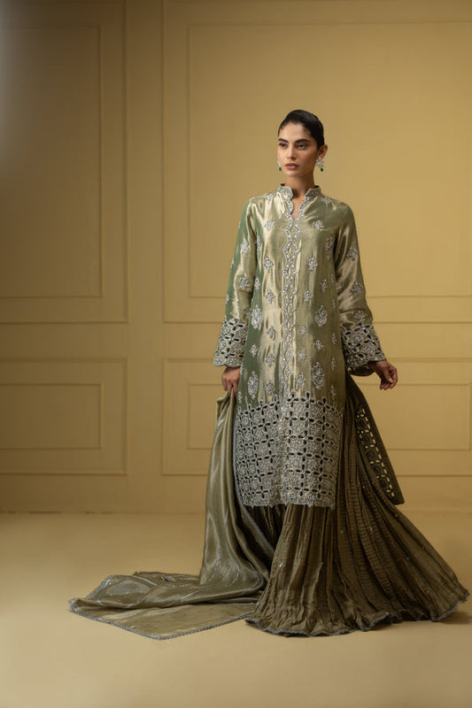 Sana Abbas | Suvi Wedding Formals | ZAHA - Ladies Clothes - Maria Faisal