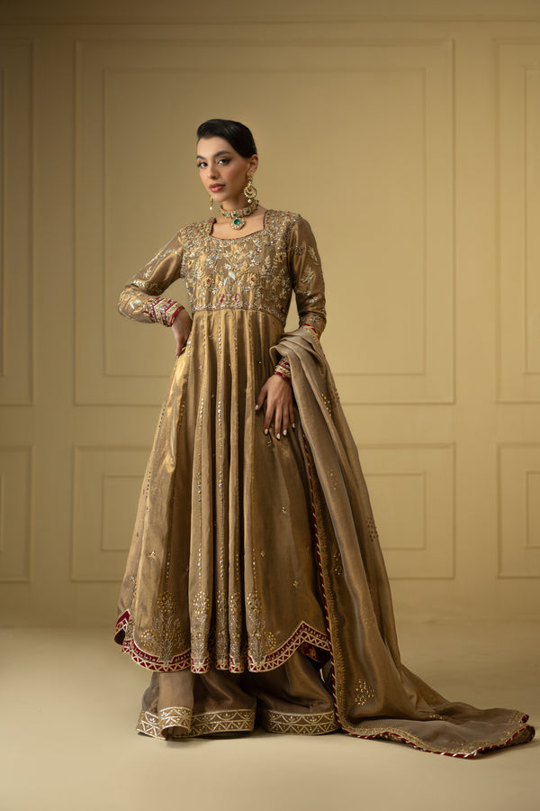 Sana Abbas | Suvi Wedding Formals | SILA - Ladies Clothes - Maria Faisal