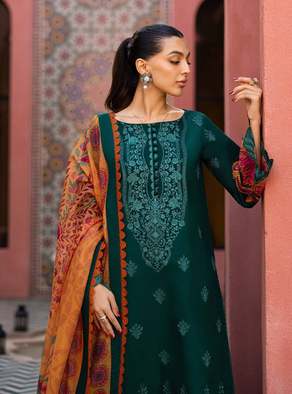 Zainab Chottani | Chikankari 25 | Nia - 6A by Maria Faisal - Registered Vendor of : Zainab Chottani - type : Ladies Clothes - 100% original wedding dresses
