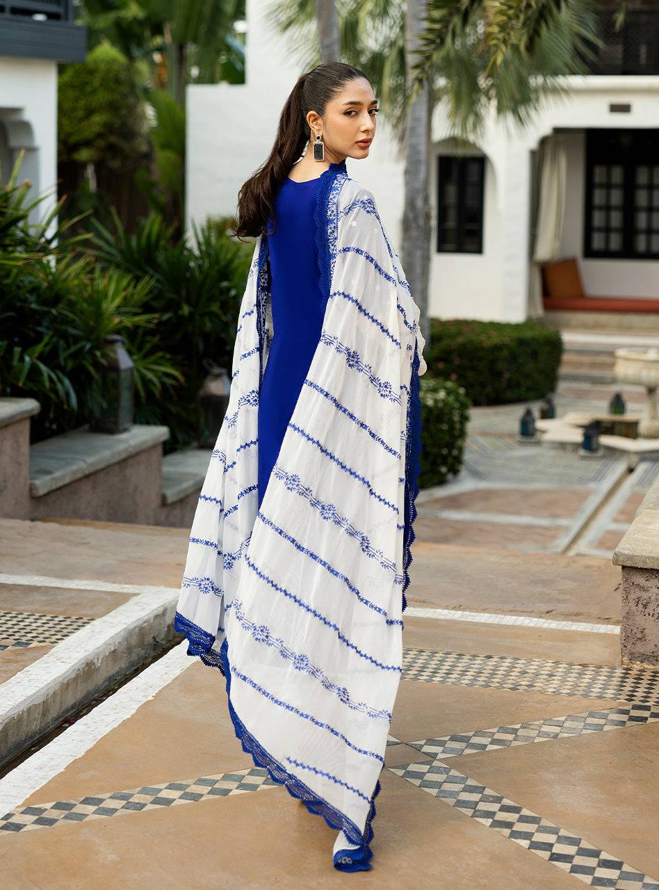 Zainab Chottani | Chikankari 25 | Sia - 11B by Maria Faisal - Registered Vendor of : Zainab Chottani - type : Ladies Clothes - 100% original wedding dresses