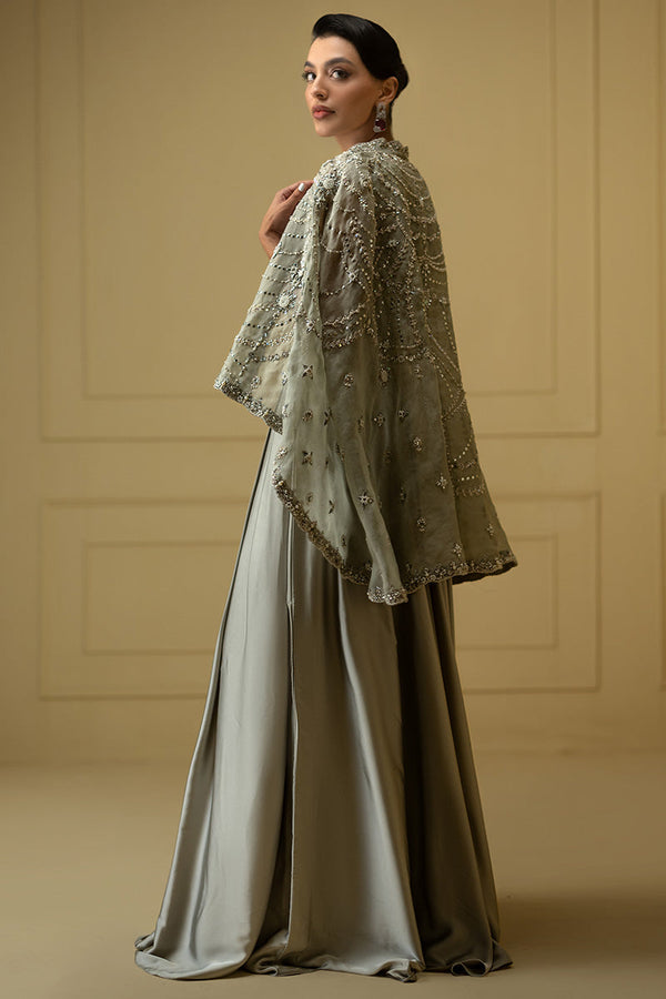 Sana Abbas | Suvi Wedding Formals | CIEL