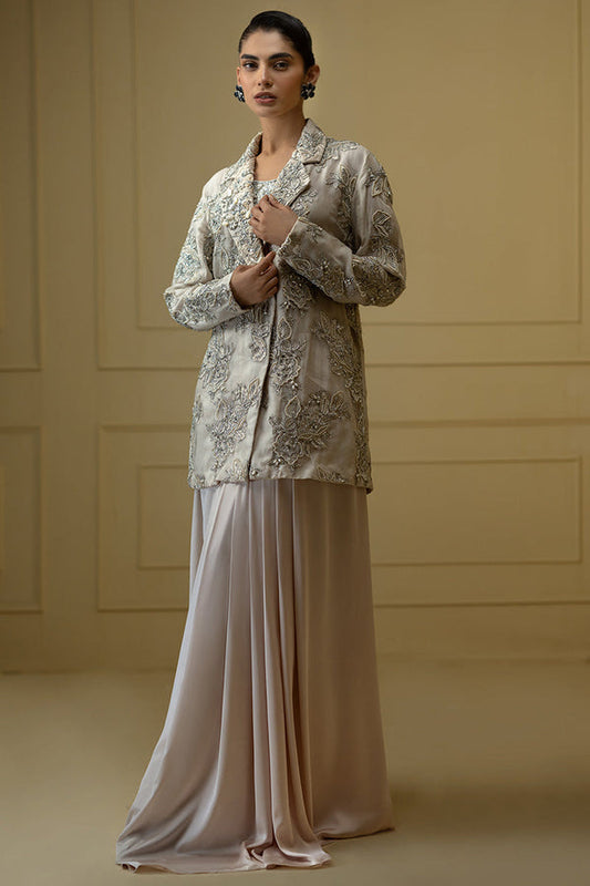 Sana Abbas | Suvi Wedding Formals | MIYA - Ladies Clothes - Maria Faisal
