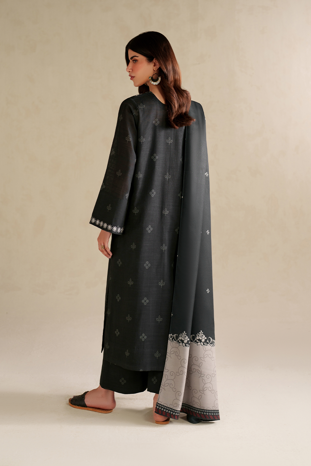 Iznik | Winter Chapter 25 | UE-591 Printed Khaddar - Casual Dress - available at Maria Faisal in UK and USA.