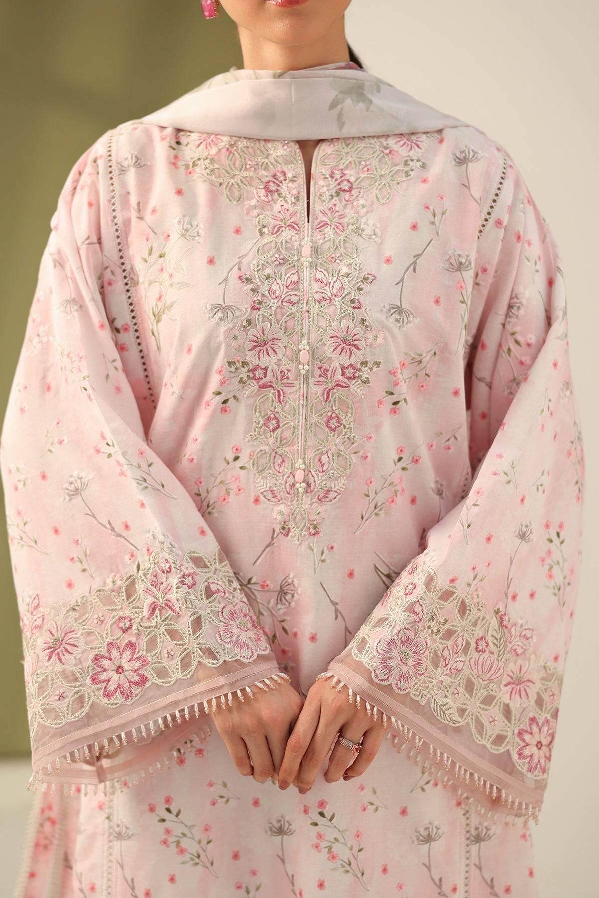 Baroque | Eid Printique | EMBROIDERED PRINTED LAWN UF-4180 by Maria Faisal - Registered Vendor of : Baroque - type : Ladies Clothes - 100% original wedding dresses