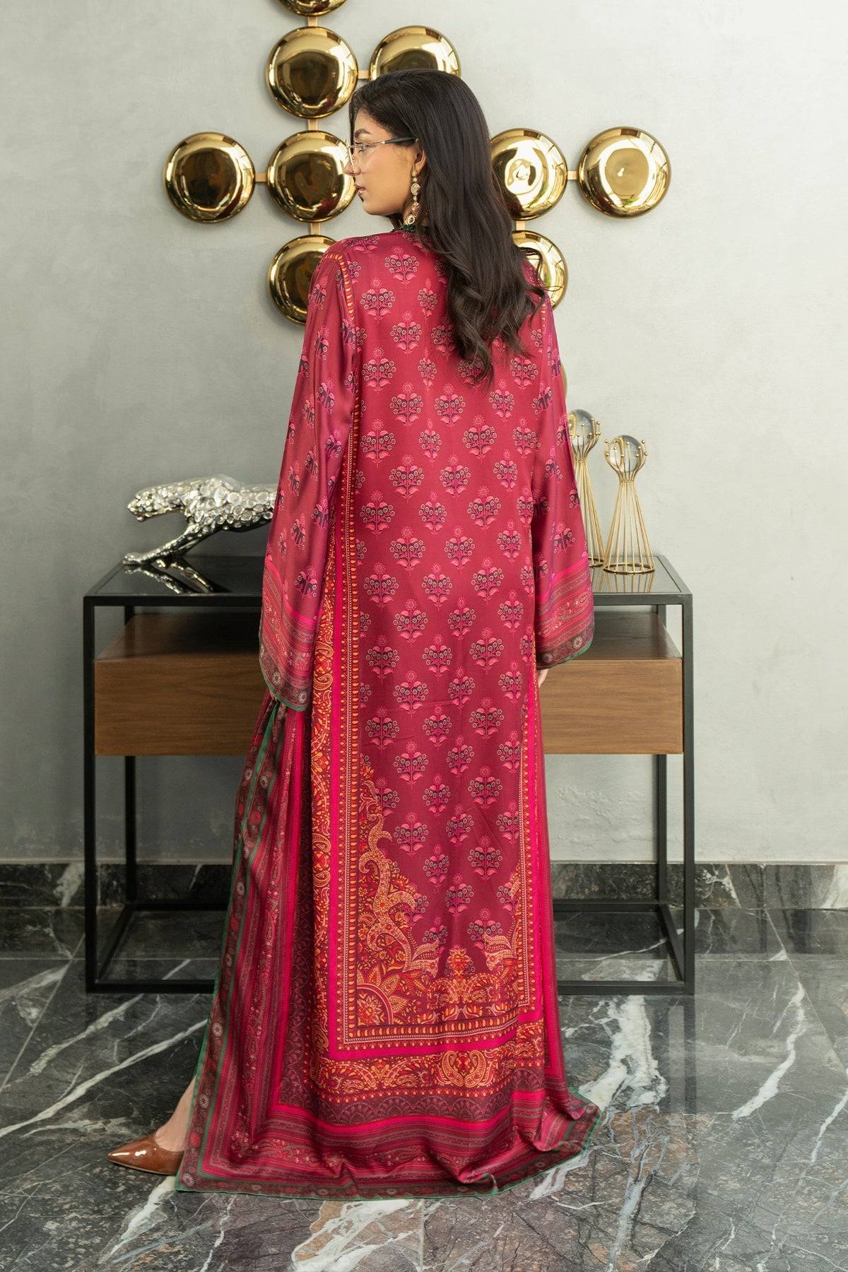 Erum Khan | Eid Edit 25 | Berry Babe by Maria Faisal - Registered Vendor of : Erum Khan - type : Ladies Clothes - 100% original wedding dresses