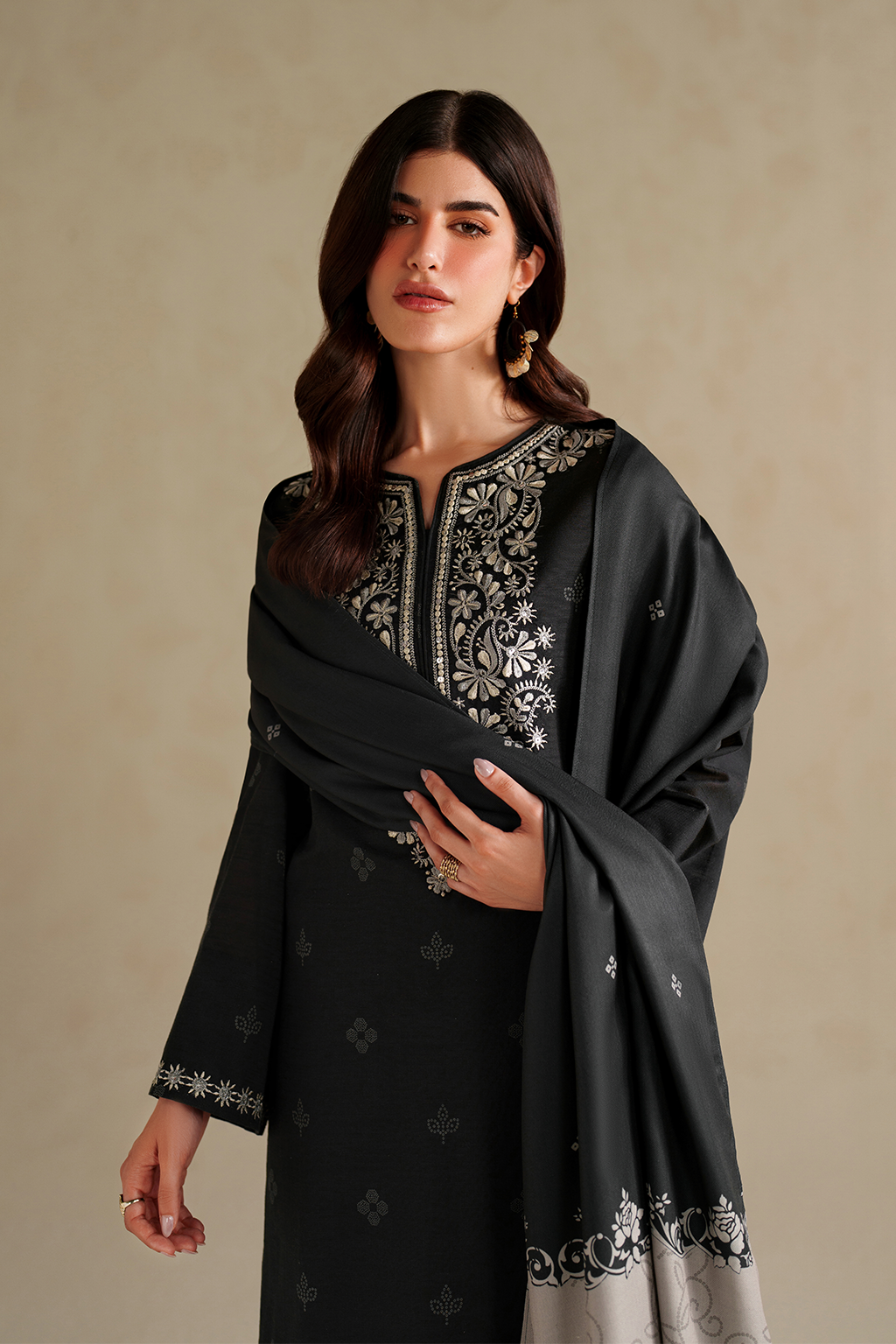 Iznik | Winter Chapter 25 | UE-591 Printed Khaddar - Casual Dress - available at Maria Faisal in UK and USA.
