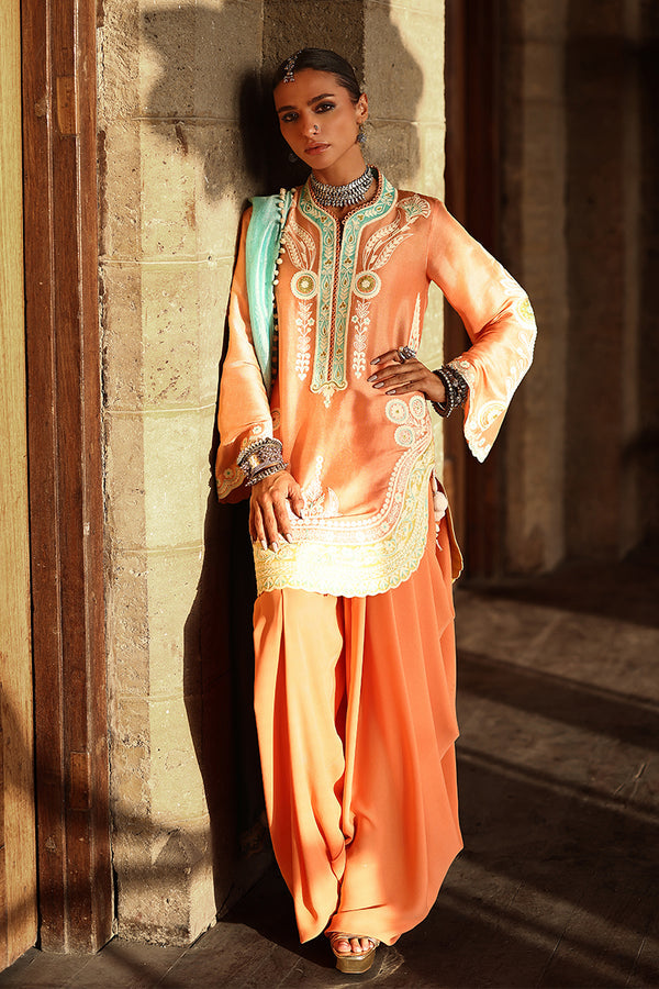 Wardha Saleem | Aari Collection | Ainah - Formal Dress - available at Maria Faisal in UK and USA.