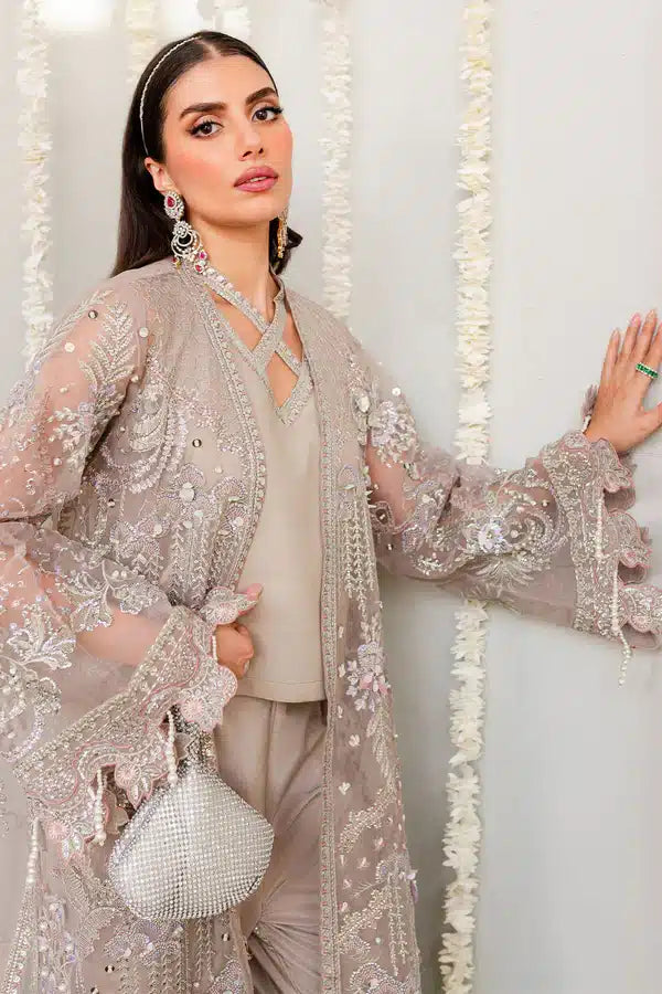 Nureh | Wedding Formals 23 | Blume