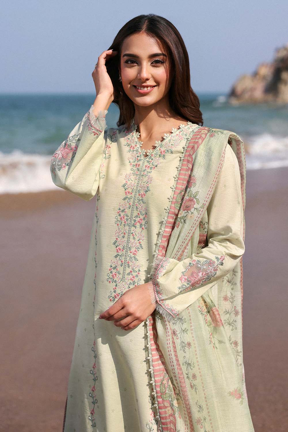 Seran | Afsanah Lawn 25 | FARIHA by Maria Faisal - Registered Vendor of : Seran - type : Ladies Clothes - 100% original wedding dresses