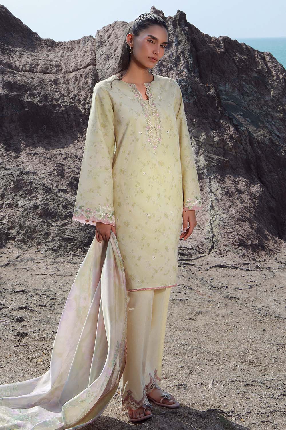 Seran | Afsanah Lawn 25 | SAHAR by Maria Faisal - Registered Vendor of : Seran - type : Ladies Clothes - 100% original wedding dresses