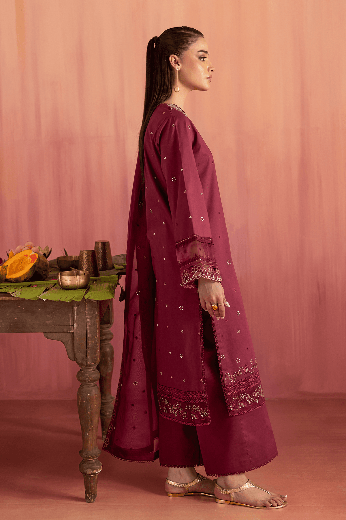Seran | Nayab Eid Lawn | MEHER by Maria Faisal - Registered Vendor of : Seran - type : Ladies Clothes - 100% original wedding dresses