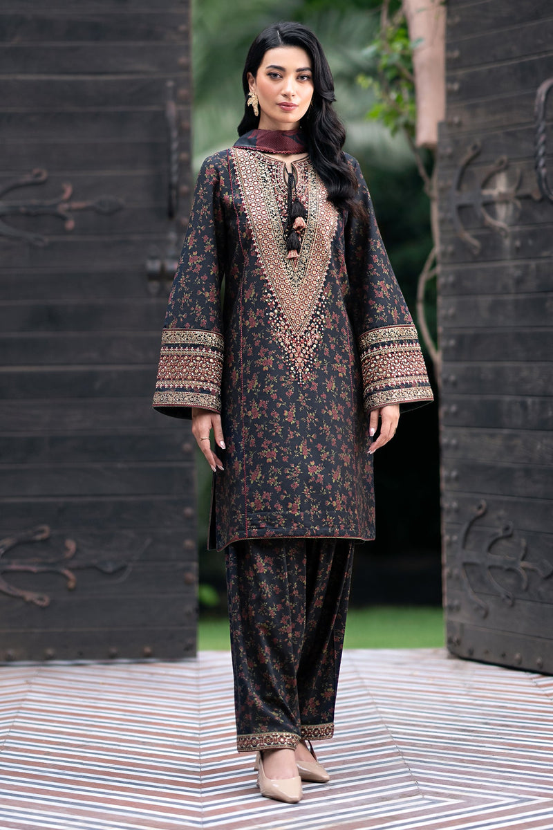 Jazmin | Winter Edition 24 | VISCOSE UW-0068 - Designer Dress with Intricate embroidery and embellishments. Shop elegent wedding dress at Maria Faisal.