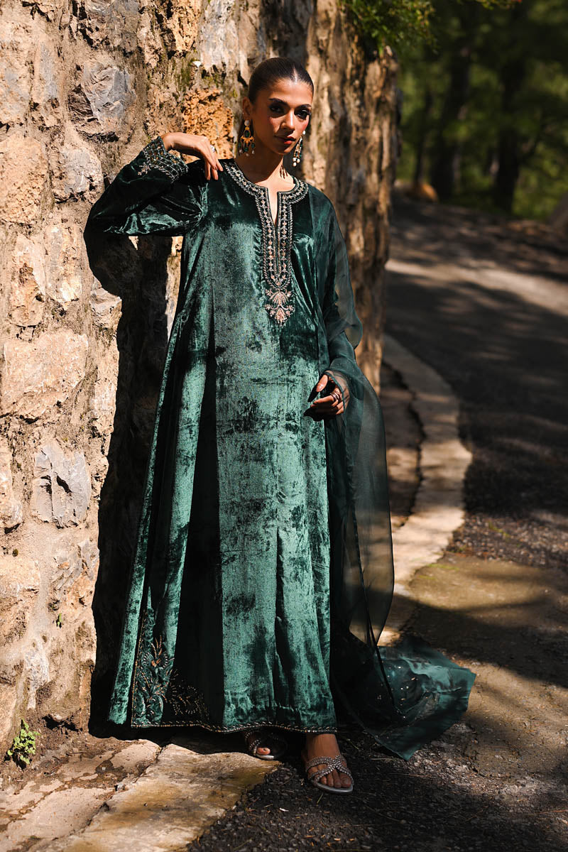 Hue Pret | Farasha Luxury Winter | Yasma - Ladies Clothes - Maria Faisal