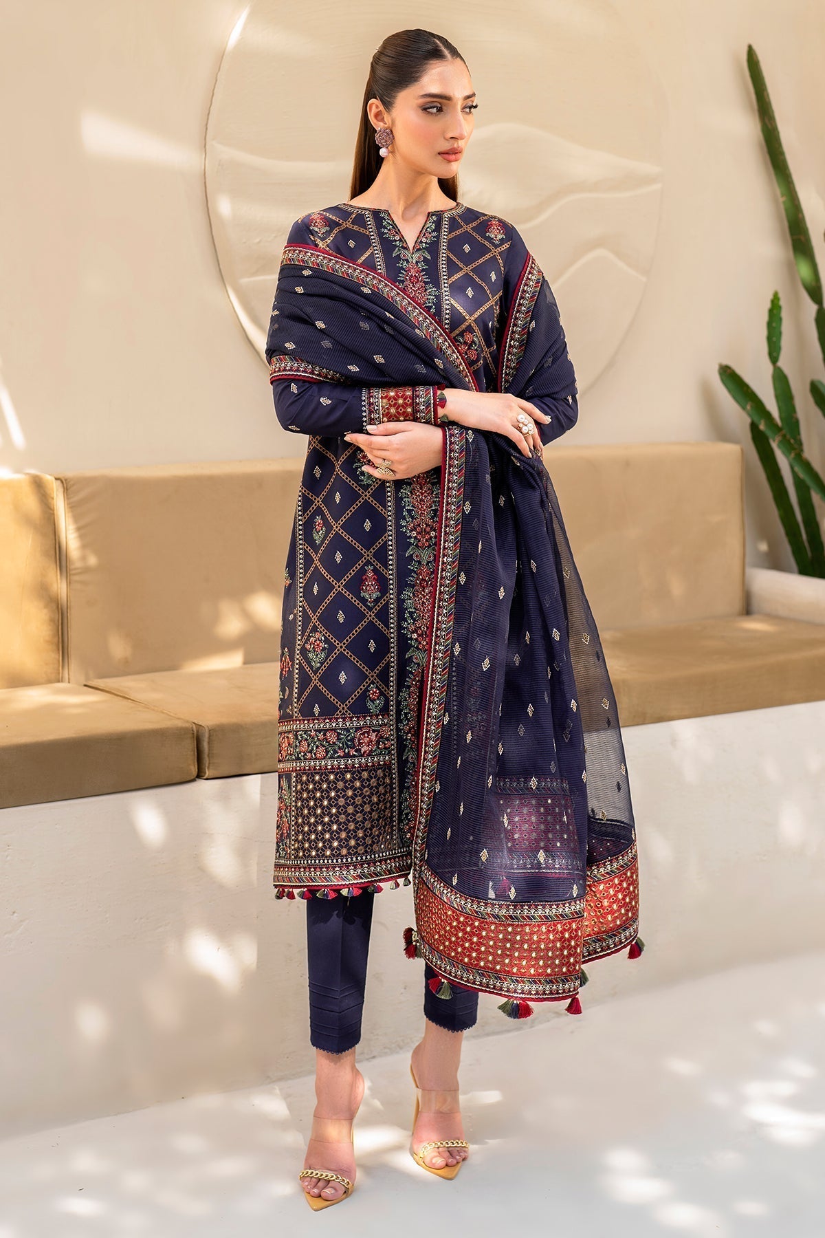 Jazmin | Irish Lawn SS 24 | D6 - Maria Faisal. 