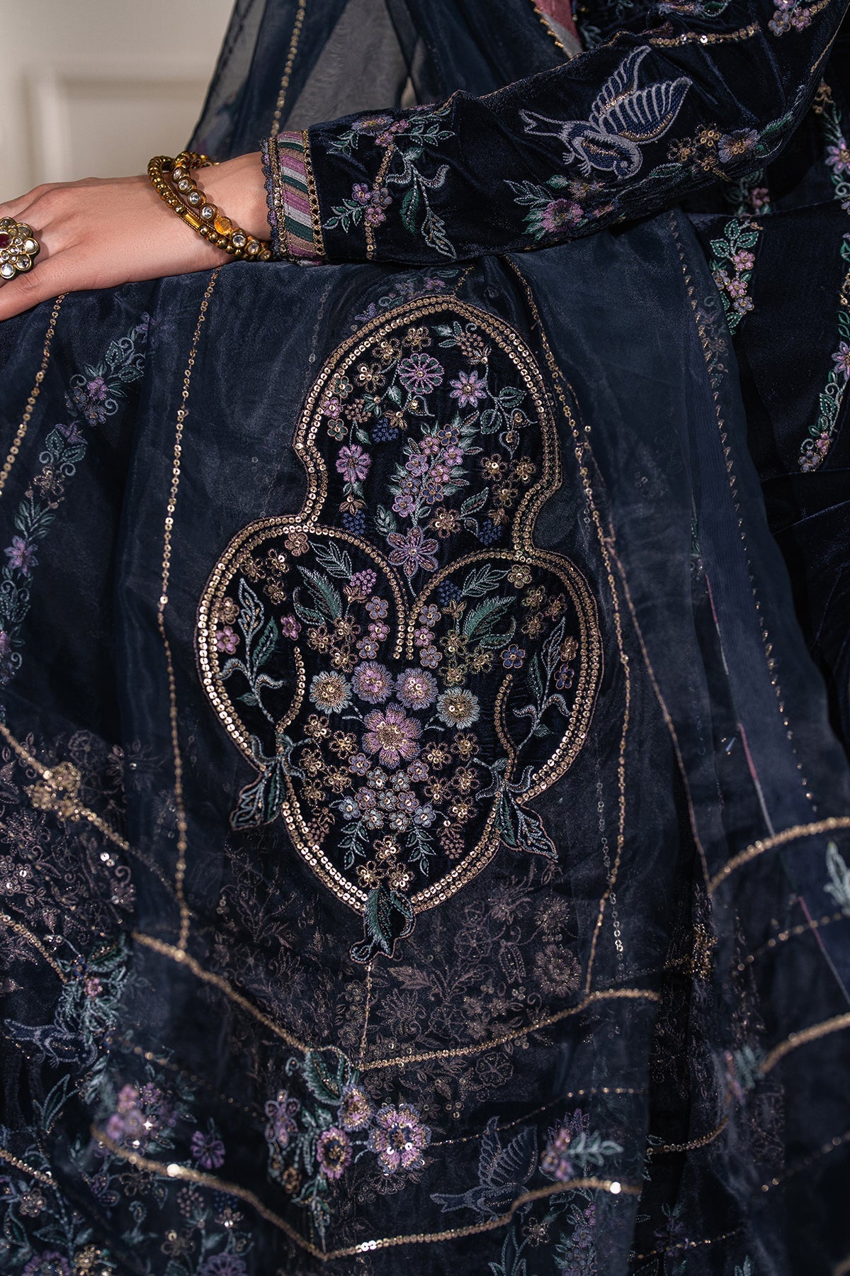 Baroque | Jahanara Luxury Velvet 24 | UF-751 - Designer Dress with Intricate embroidery and embellishments. Shop elegent wedding dress at Maria Faisal.