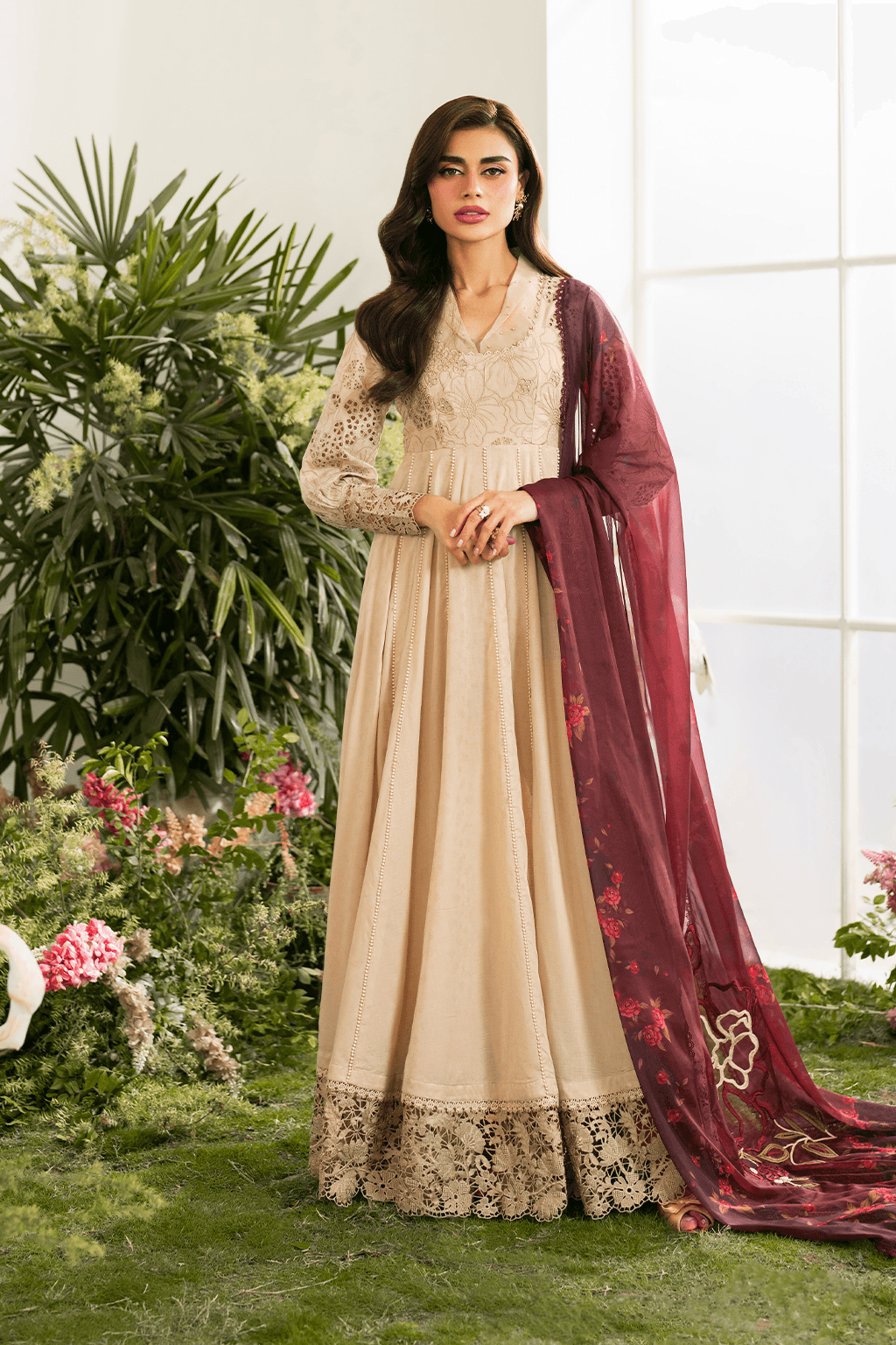 Iznik | Festive Edition | IFE-05 by Maria Faisal - Registered Vendor of : Iznik - type : Ladies Clothes - 100% original wedding dresses