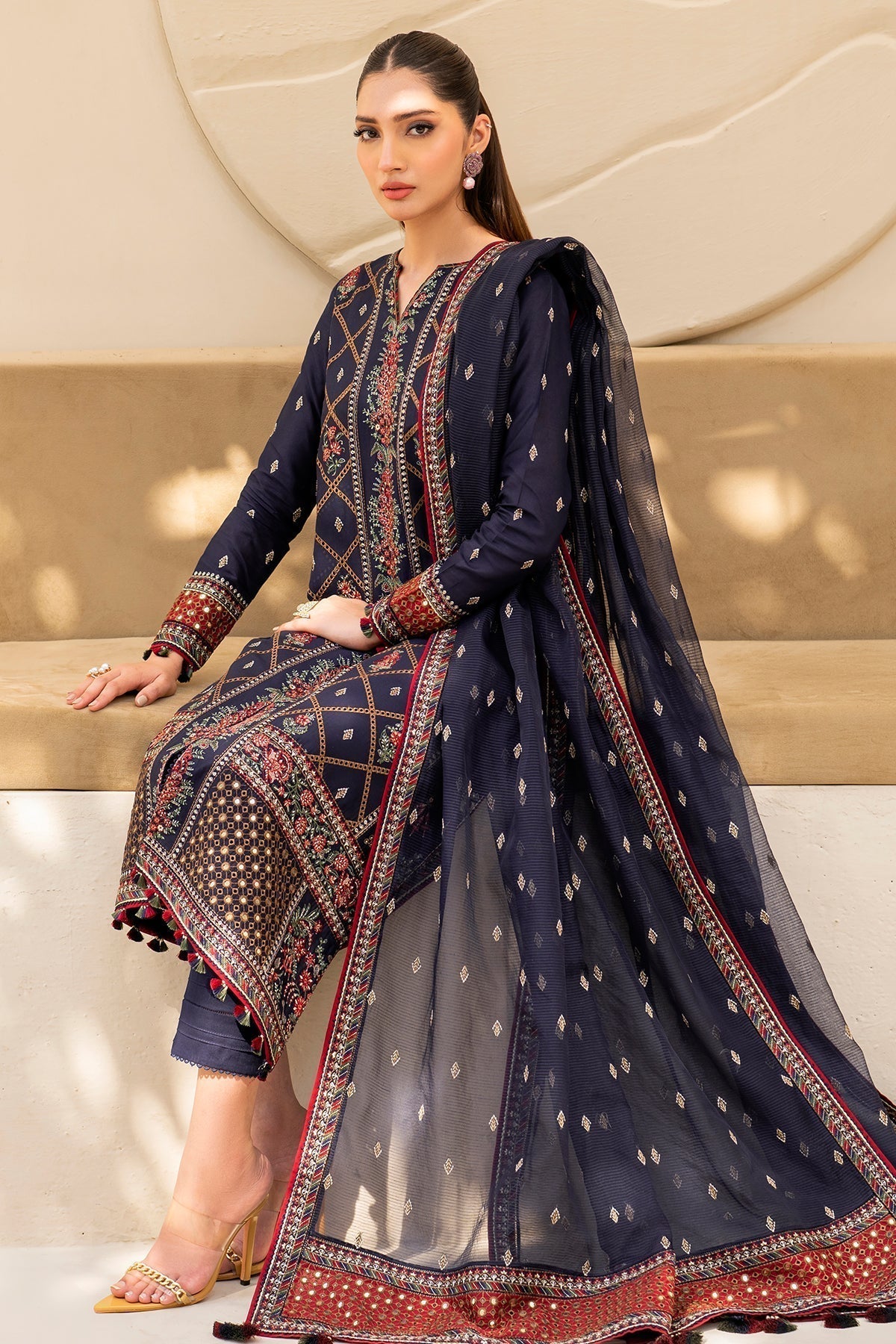 Jazmin | Irish Lawn SS 24 | D6 - Maria Faisal. 