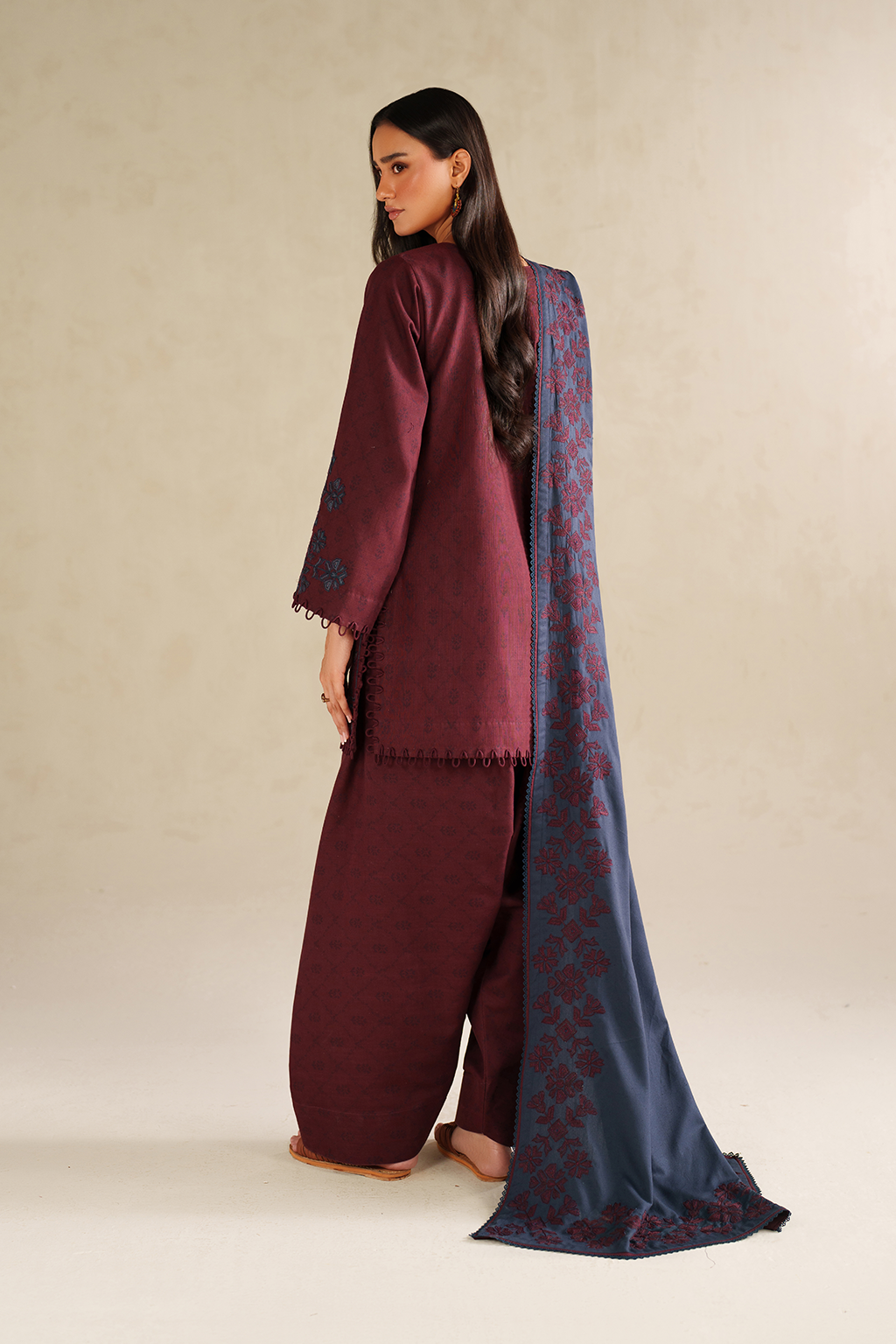 Iznik | Winter Chapter 25 | UE-592 Printed Khaddar - Casual Dress - available at Maria Faisal in UK and USA.
