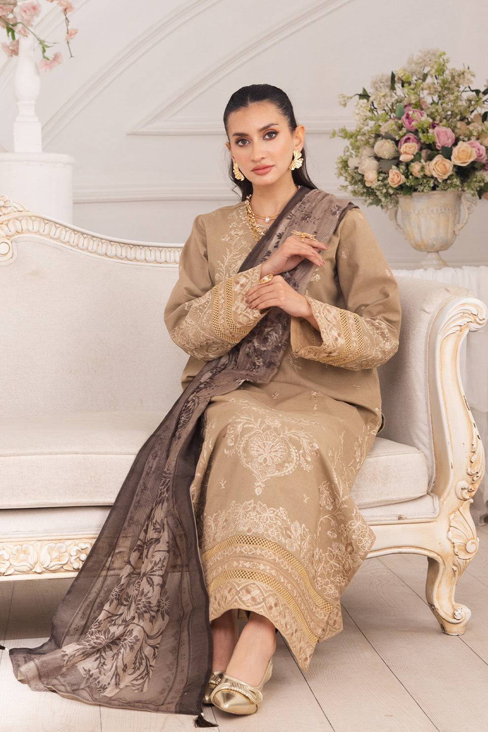 Maryum N Maria | Mira Luxury Lawn | LEYLA - FS50105 by Maria Faisal - Registered Vendor of : Maryum N Maria - type : Ladies Clothes - 100% original wedding dresses