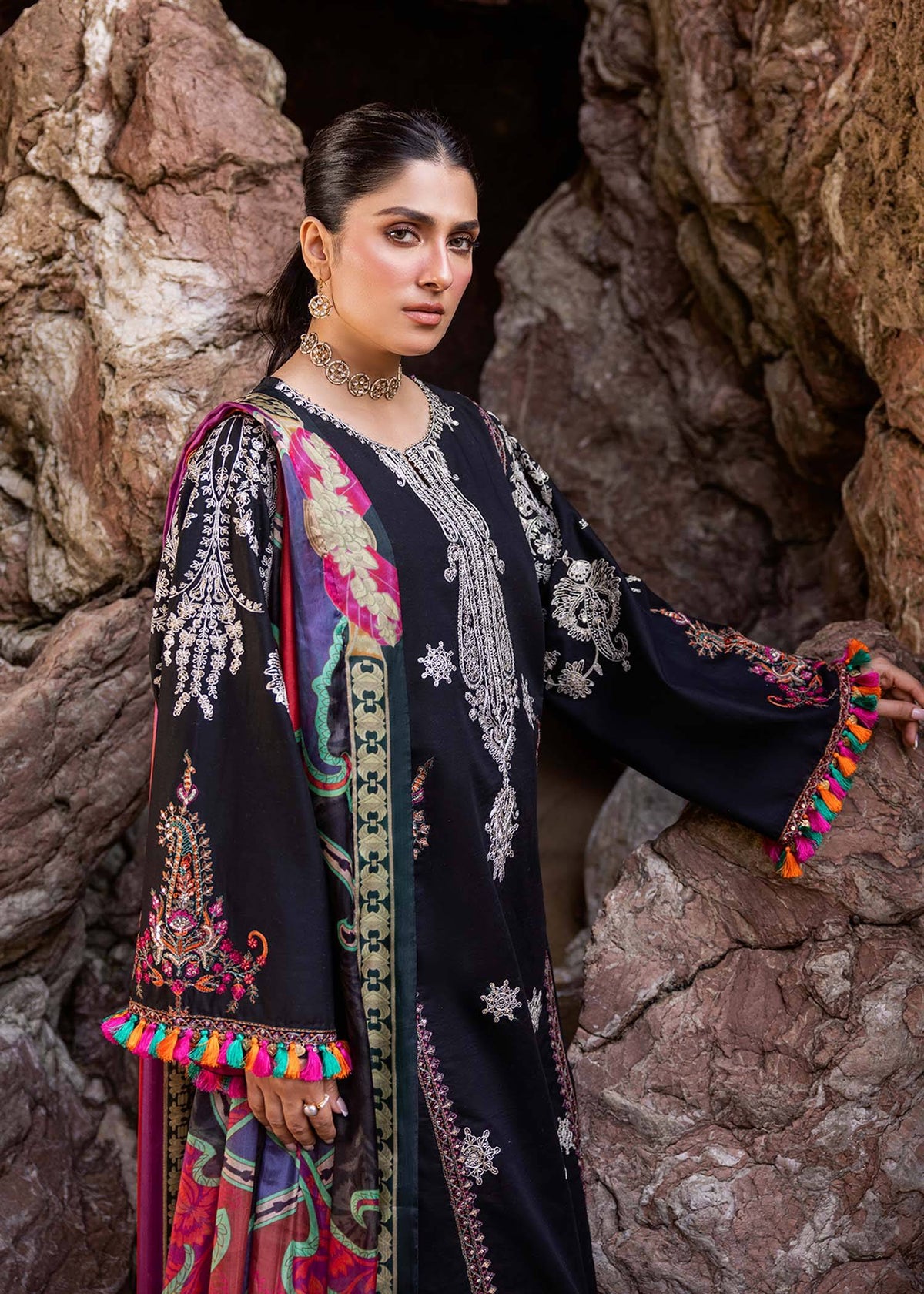Sadaf Fawad Khan | Siraa Luxury Lawn 24| Nuha (A) by Maria Faisal - Registered Vendor of : Sadaf Fawad Khan - type : Clothing - 100% original wedding dresses