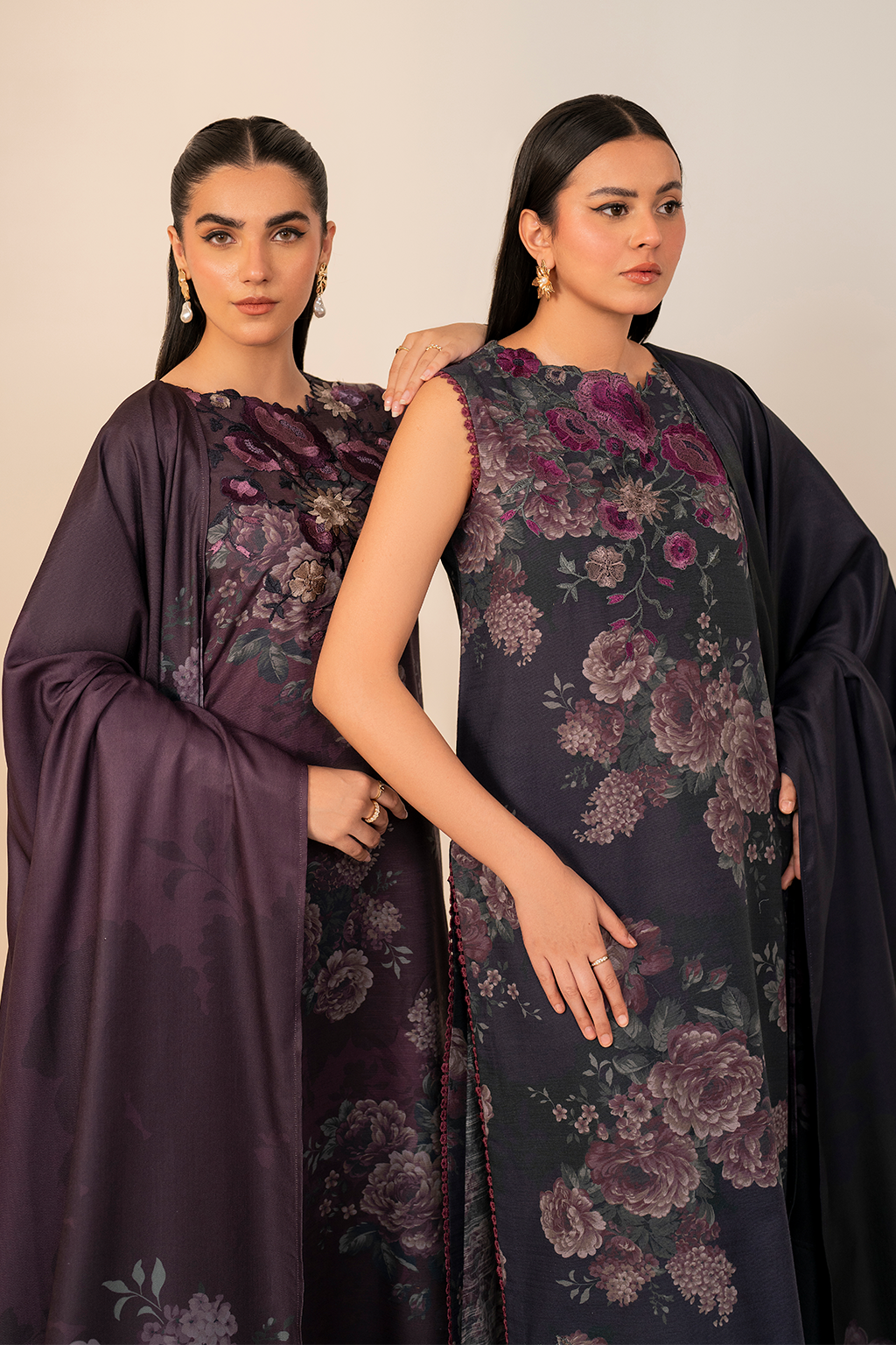 Iznik | Exclusive Winter | UE-354 - Ladies Clothes - Maria Faisal