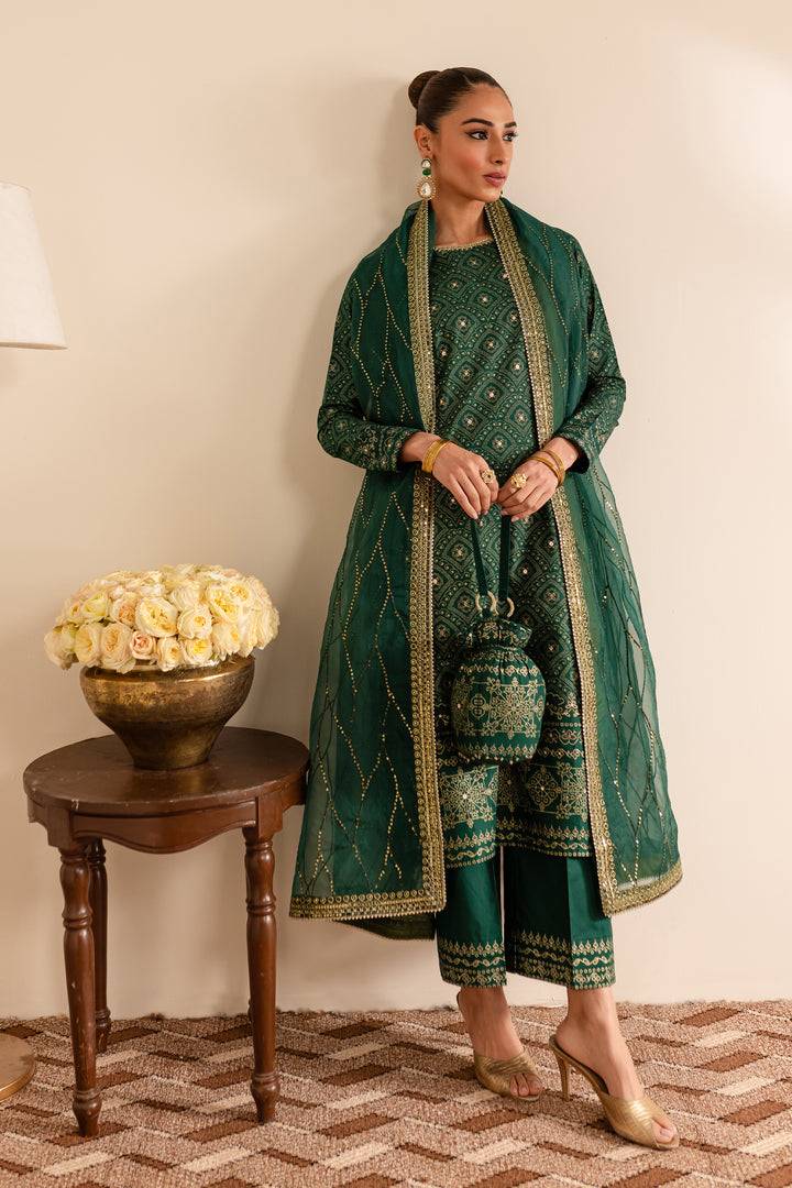 Batik | Reception Luxe Edit | Forest Green by Maria Faisal - Registered Vendor of : Batik - type : Ladies Clothes - 100% original wedding dresses