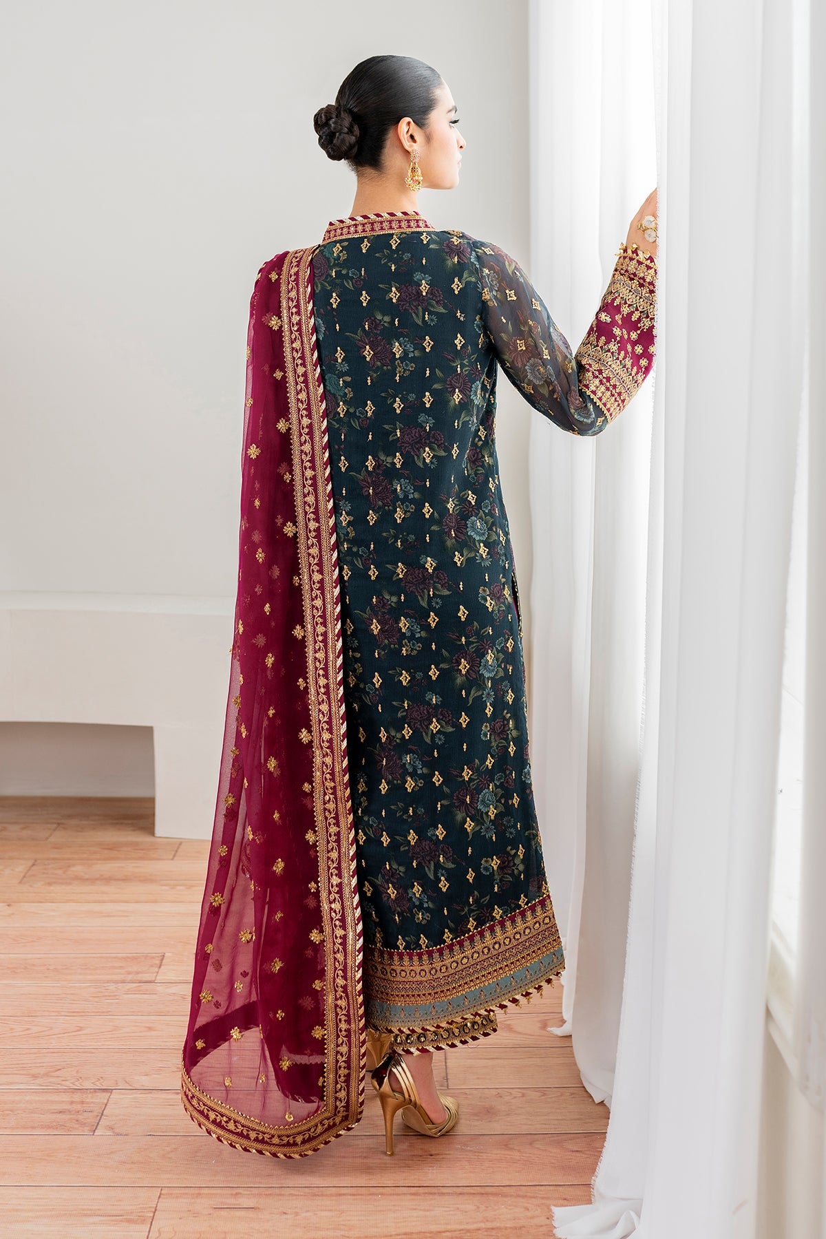 Baroque | Embroidered Chiffon | SF-689