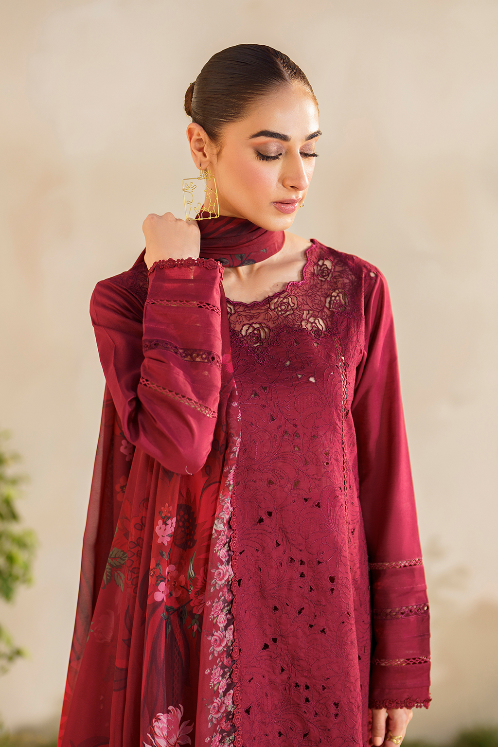 Iznik | Festive lawn 24 | SFL-02 - Designer Dress with Intricate embroidery and embellishments. Shop elegent wedding dress at Maria Faisal.