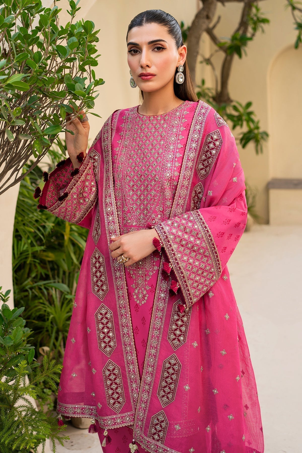 Jazmin | Irish Lawn SS 24 | D3 - Maria Faisal. 