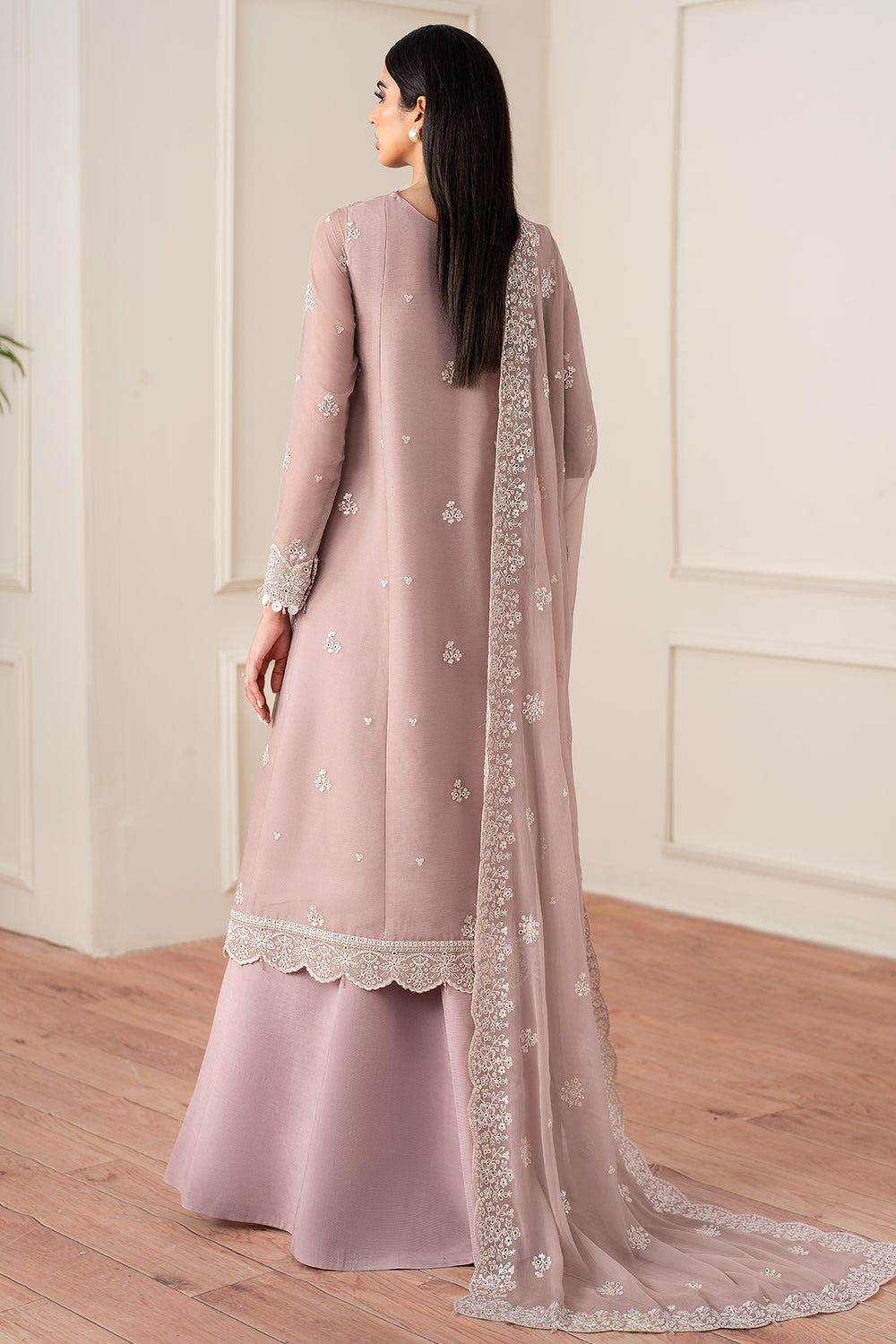Farasha | Essence Formals 25 | Powder Bloom